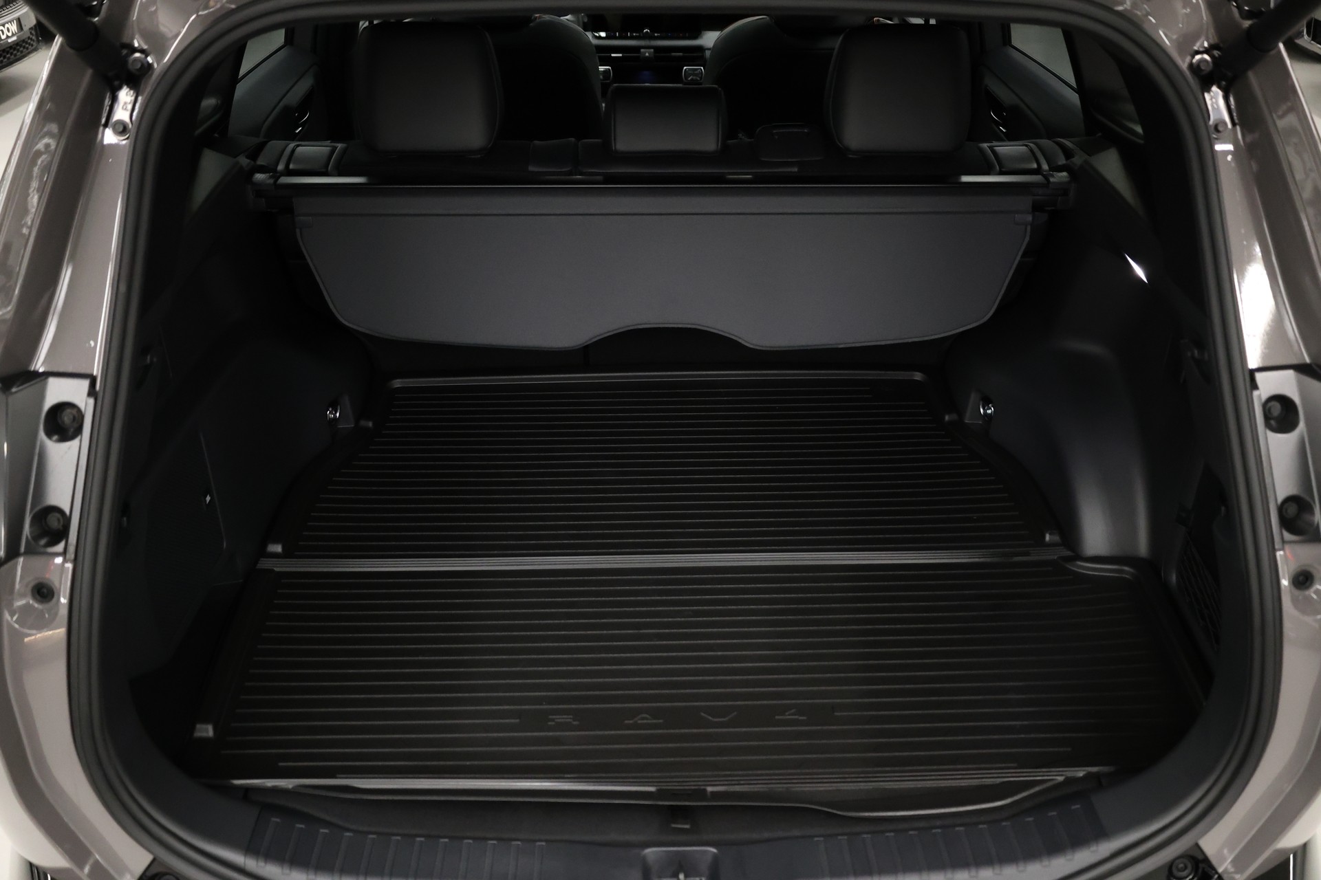 TOYOTA RAV-4 2.5 HSD GR Sport e-CVT AWD-image-18