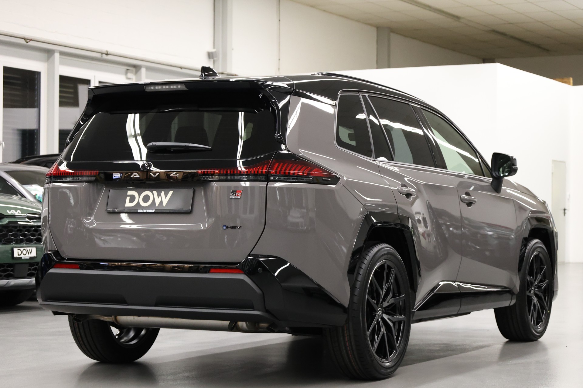 TOYOTA RAV-4 2.5 HSD GR Sport e-CVT AWD-image-5
