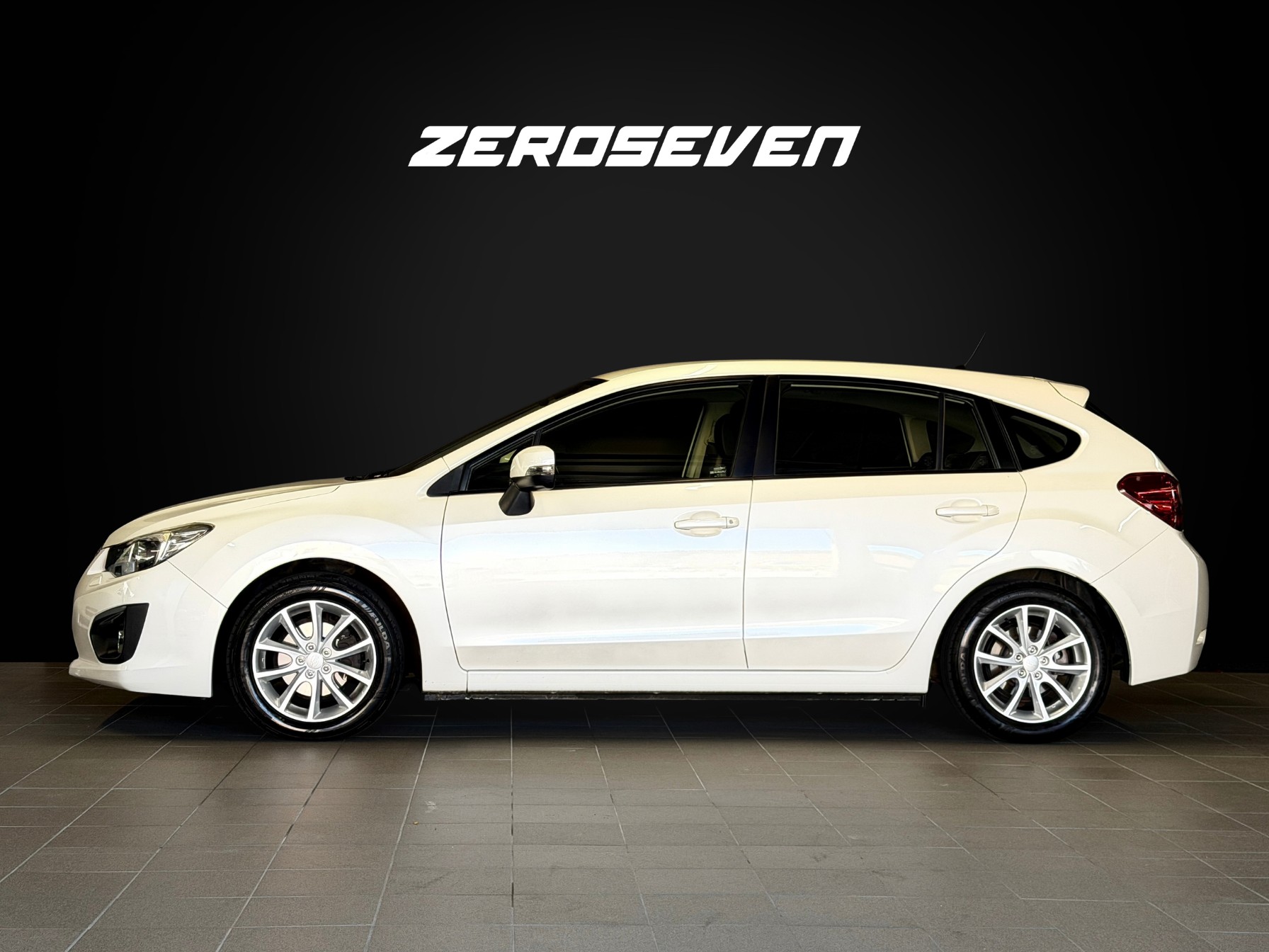 SUBARU Impreza 1.6 Swiss two-showroom-element-3