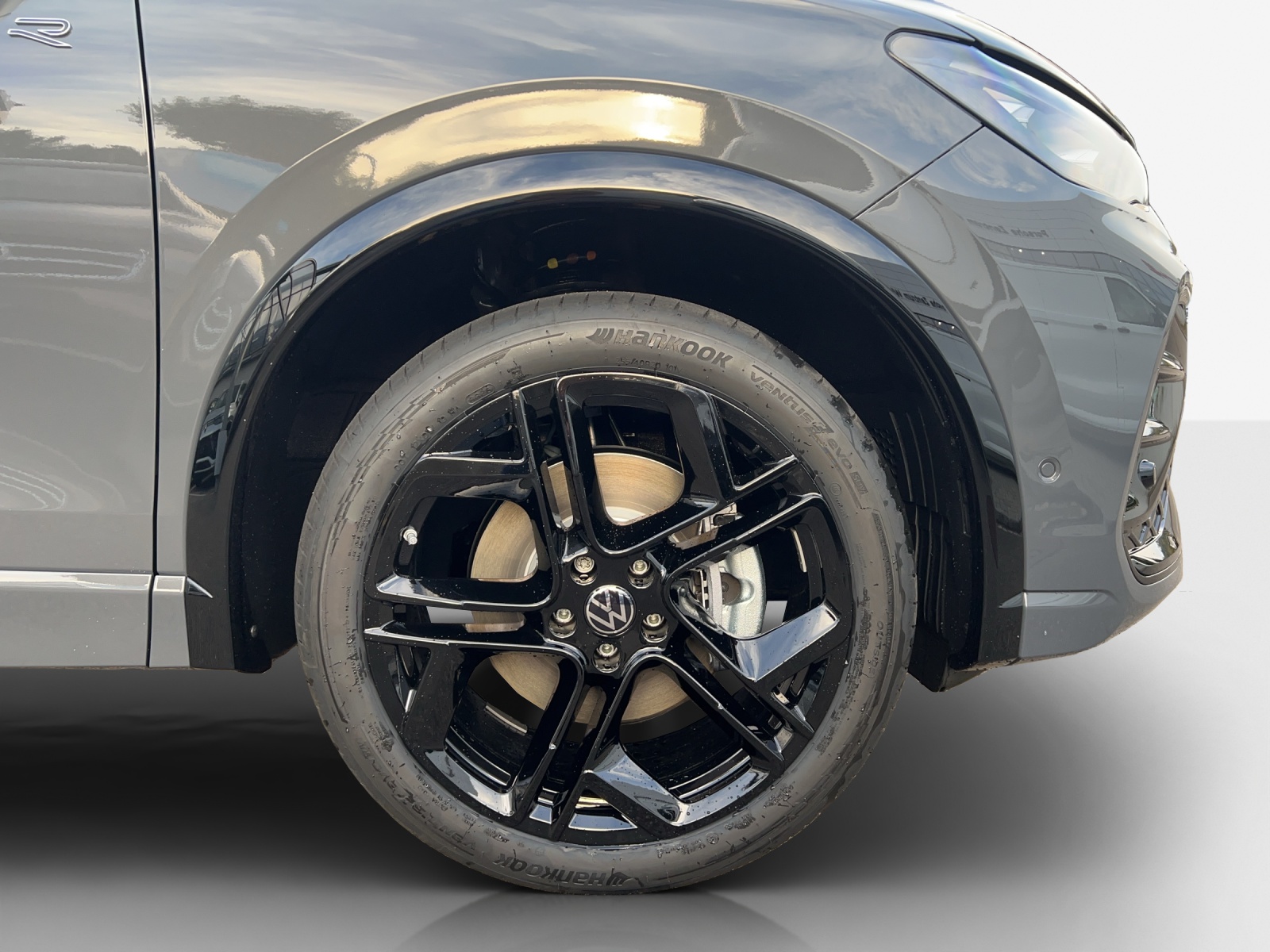 VW Tiguan 2.0 TSI DSG R-Line 4Motion-image-13