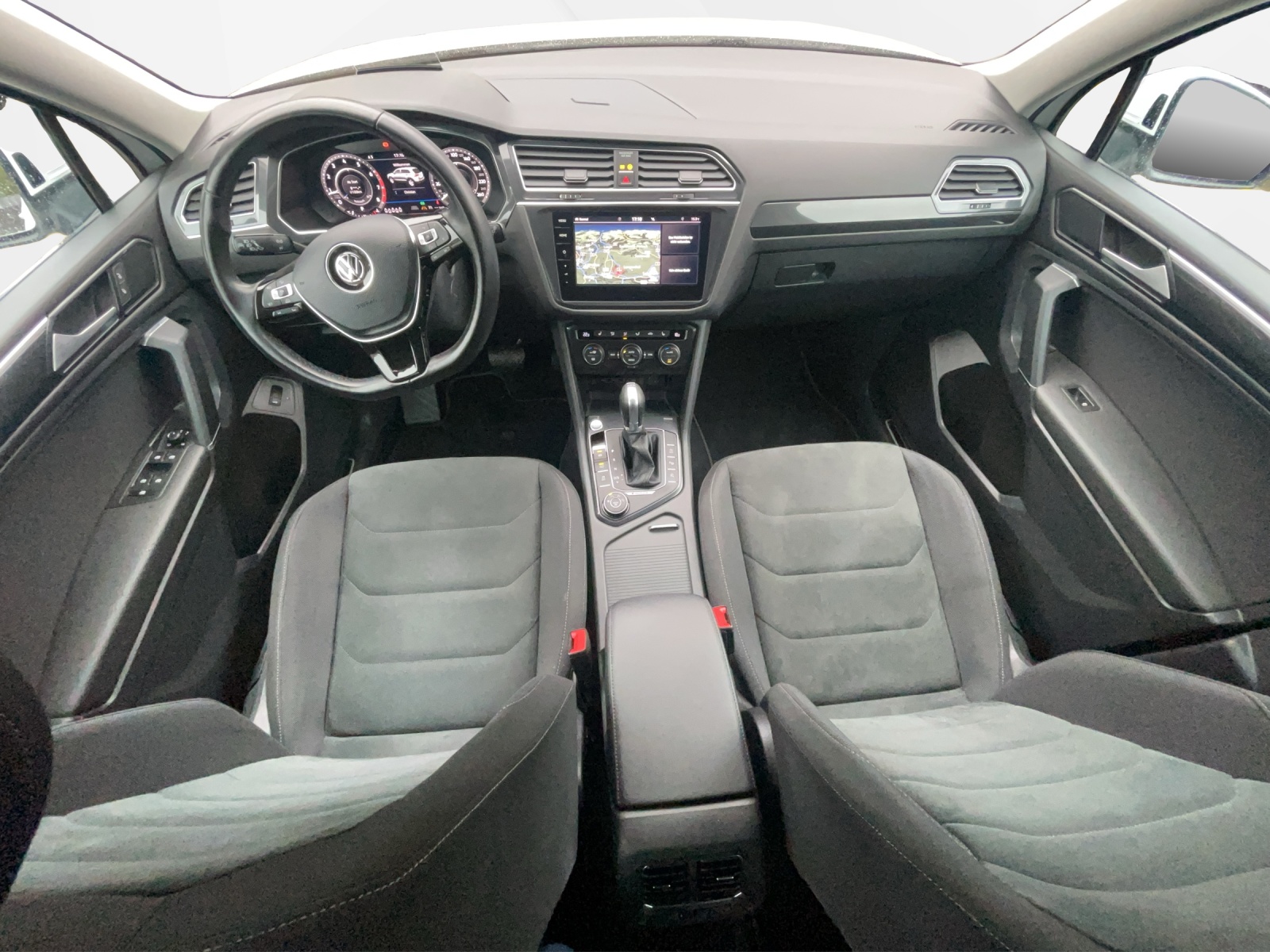 VW Tiguan Allspace 2.0 TSI Highline DSG-image-10