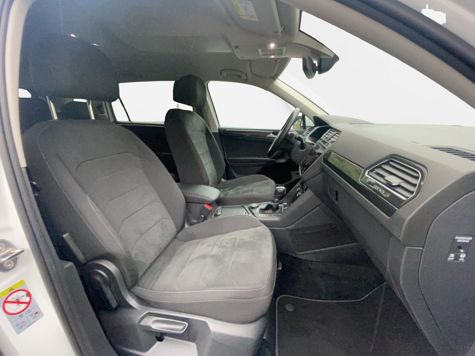 VW Tiguan Allspace 2.0 TSI Highline DSG-image-17
