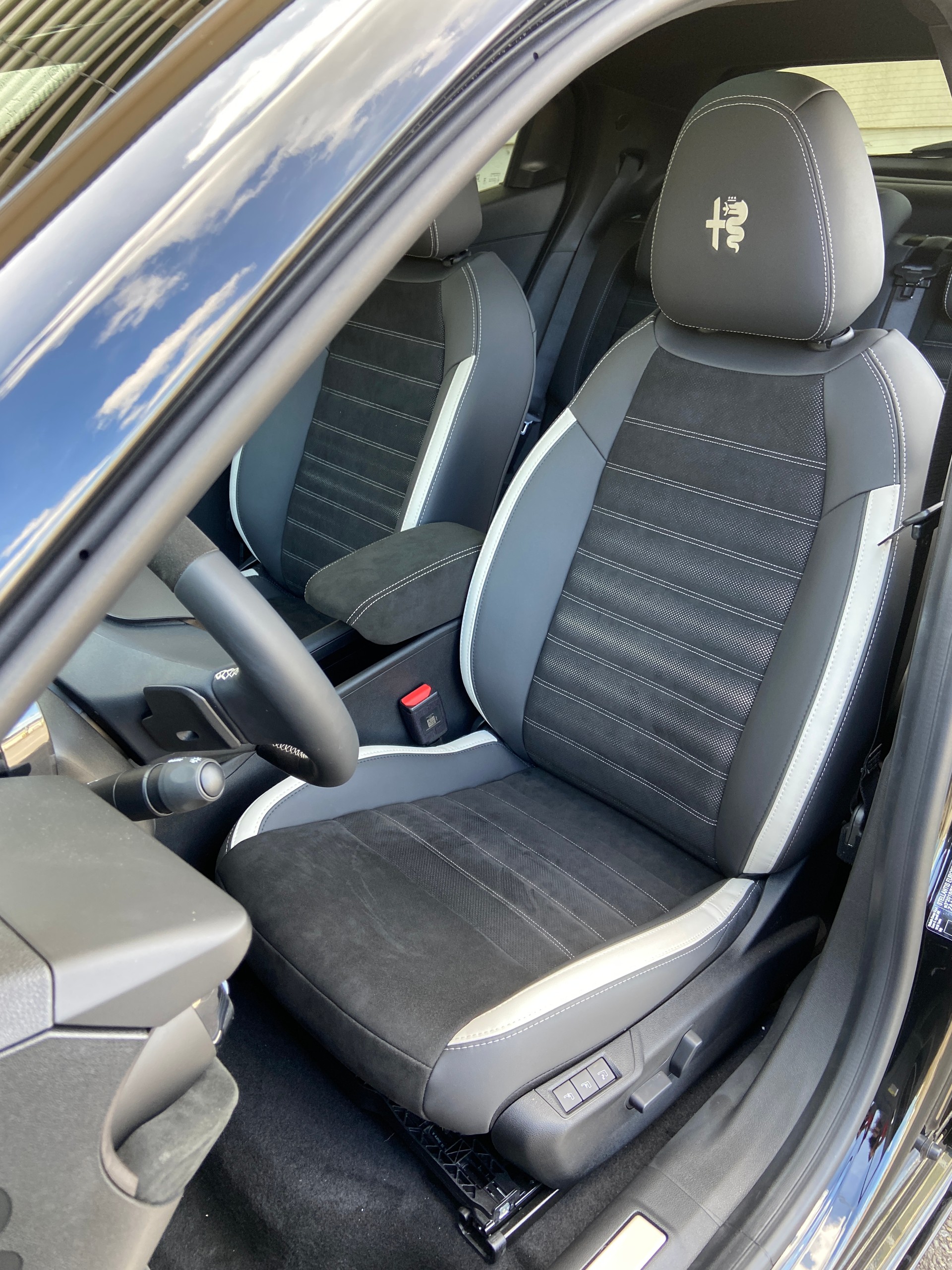 ALFA ROMEO Junior 1.2 48V Hybrid Sport Speciale Tech Sky MY26-image-5
