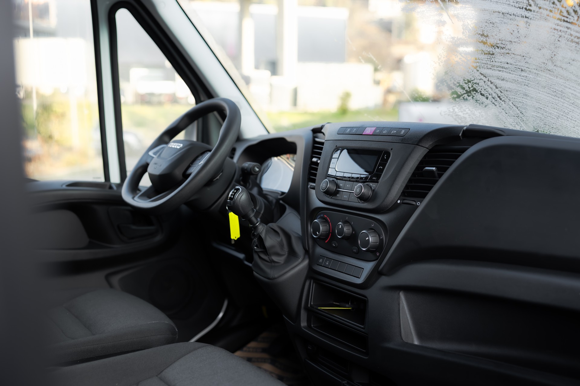 IVECO Daily 35 S 14 V-image-7