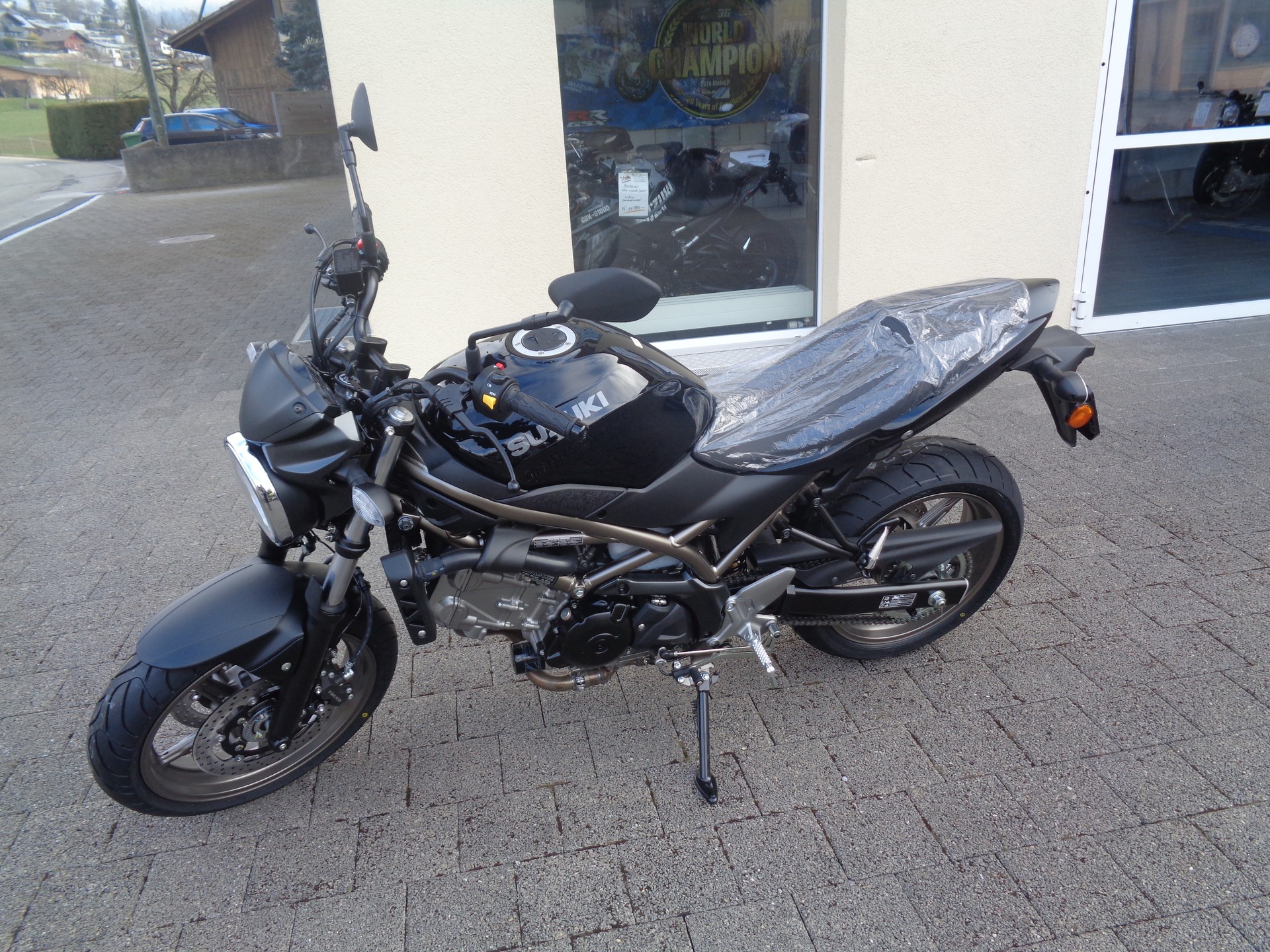 SUZUKI SV 650-image-0