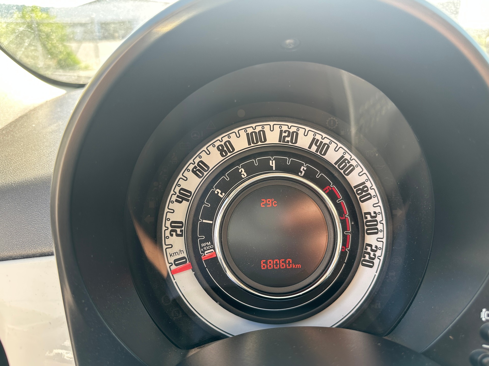 FIAT 500 1.2 Lounge-image-11
