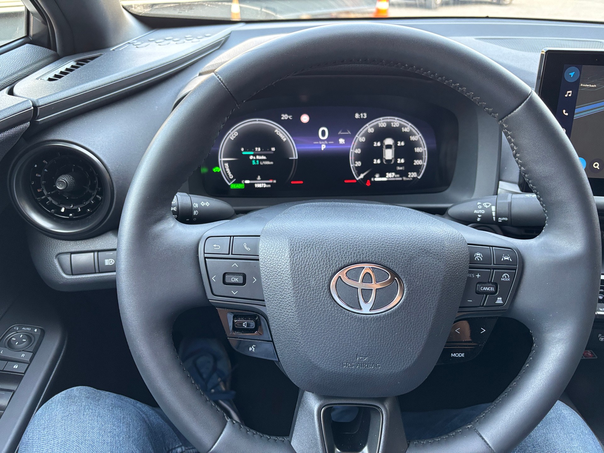 TOYOTA C-HR 2.0 HSD CVT Trend 4WD-image-10