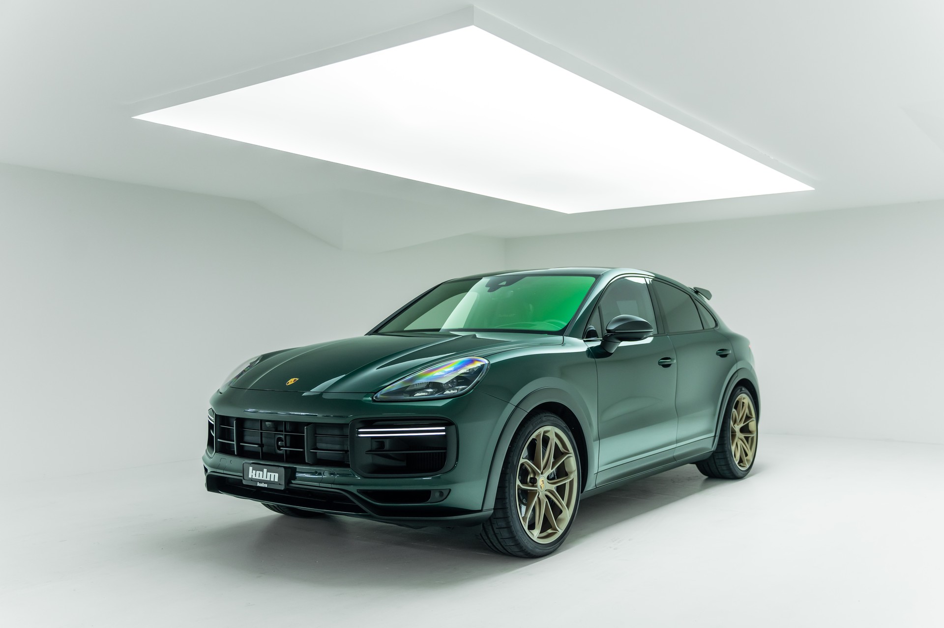 PORSCHE Cayenne Turbo GT-showroom-element-2
