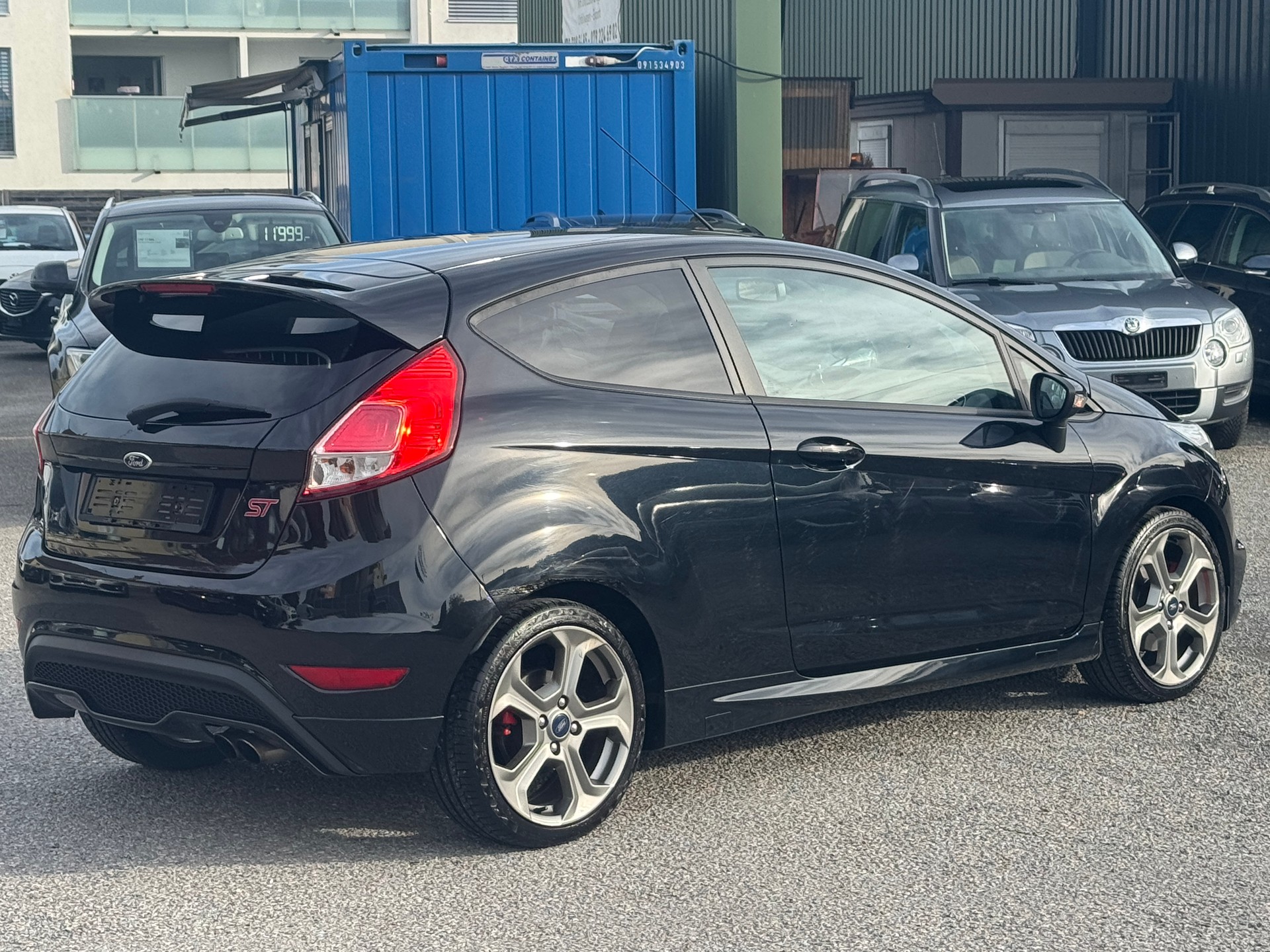 FORD Fiesta 1.6 SCTi-image-12