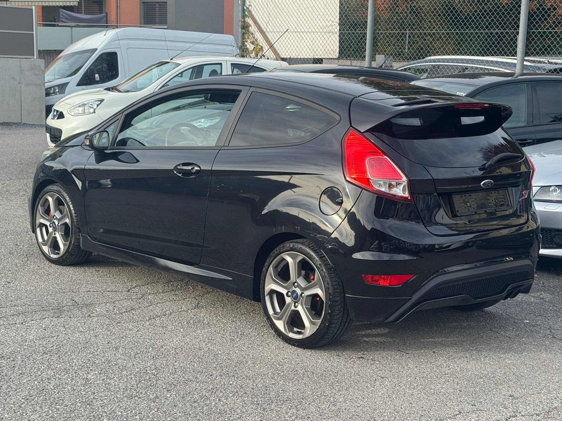 FORD Fiesta 1.6 SCTi-image-14