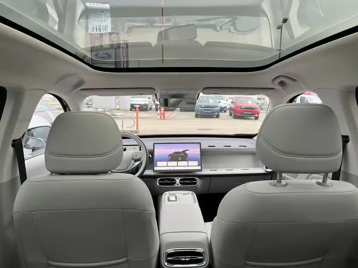 LEAPMOTOR B10 Design-image-7