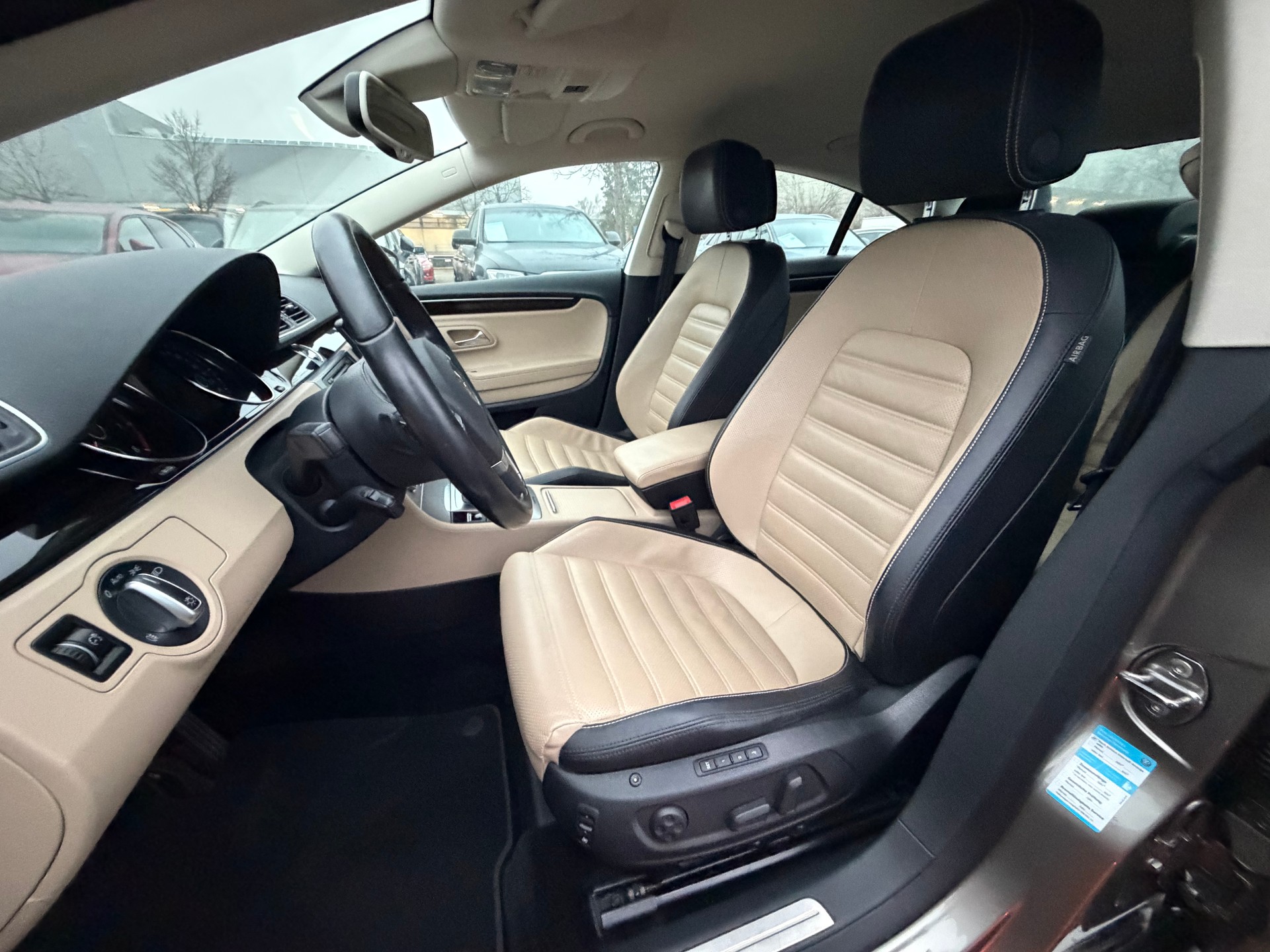 VW CC 3.6 V6 FSI 4Motion DSG-image-8