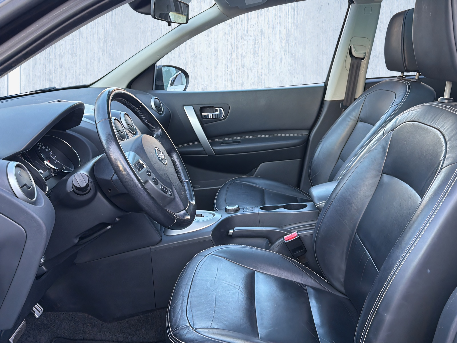 NISSAN Qashqai +2 2.0 dCi 4WD tekna Automatic-image-9