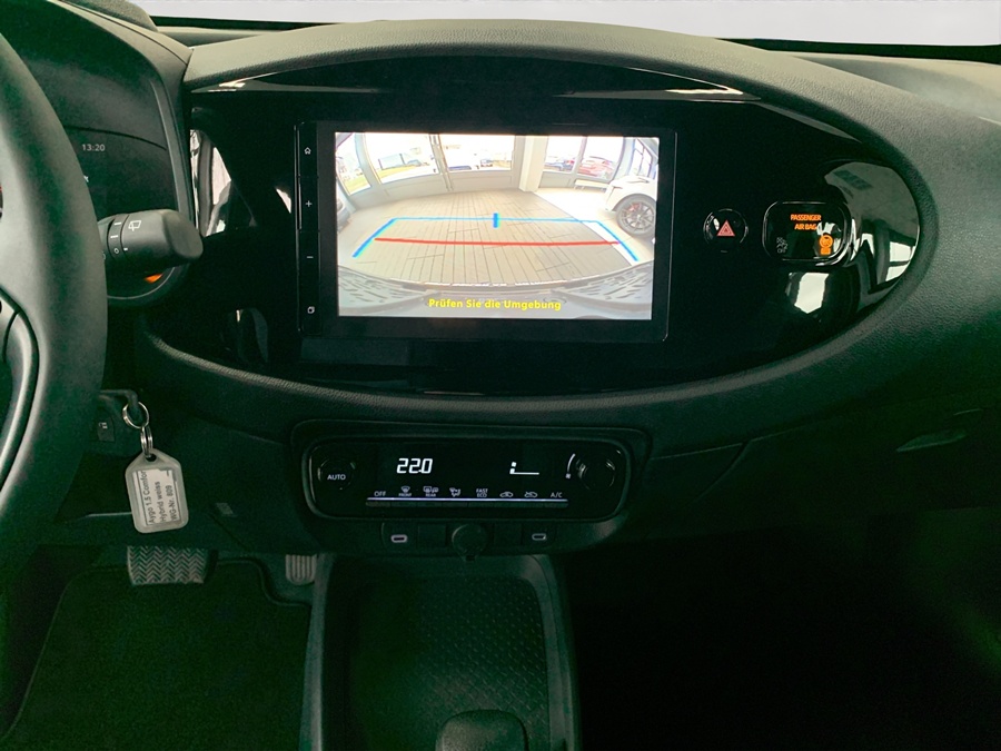 TOYOTA Aygo X 1.5 Comfort e-CVT-image-11