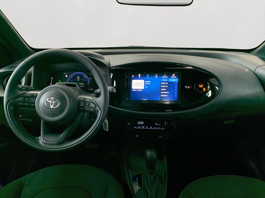 TOYOTA Aygo X 1.5 Comfort e-CVT-image-10