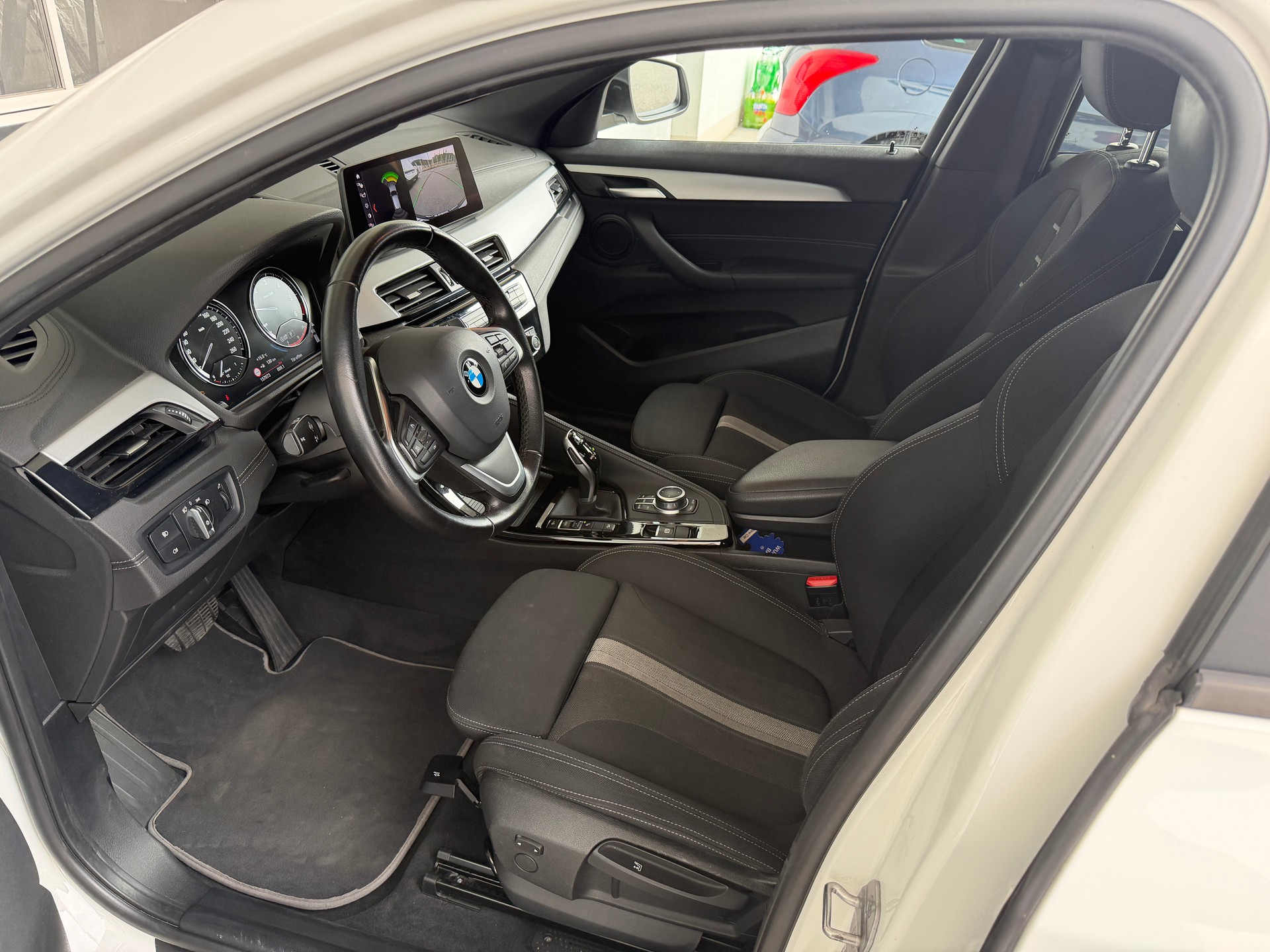 BMW X2 xDrive 18d Steptronic-image-6