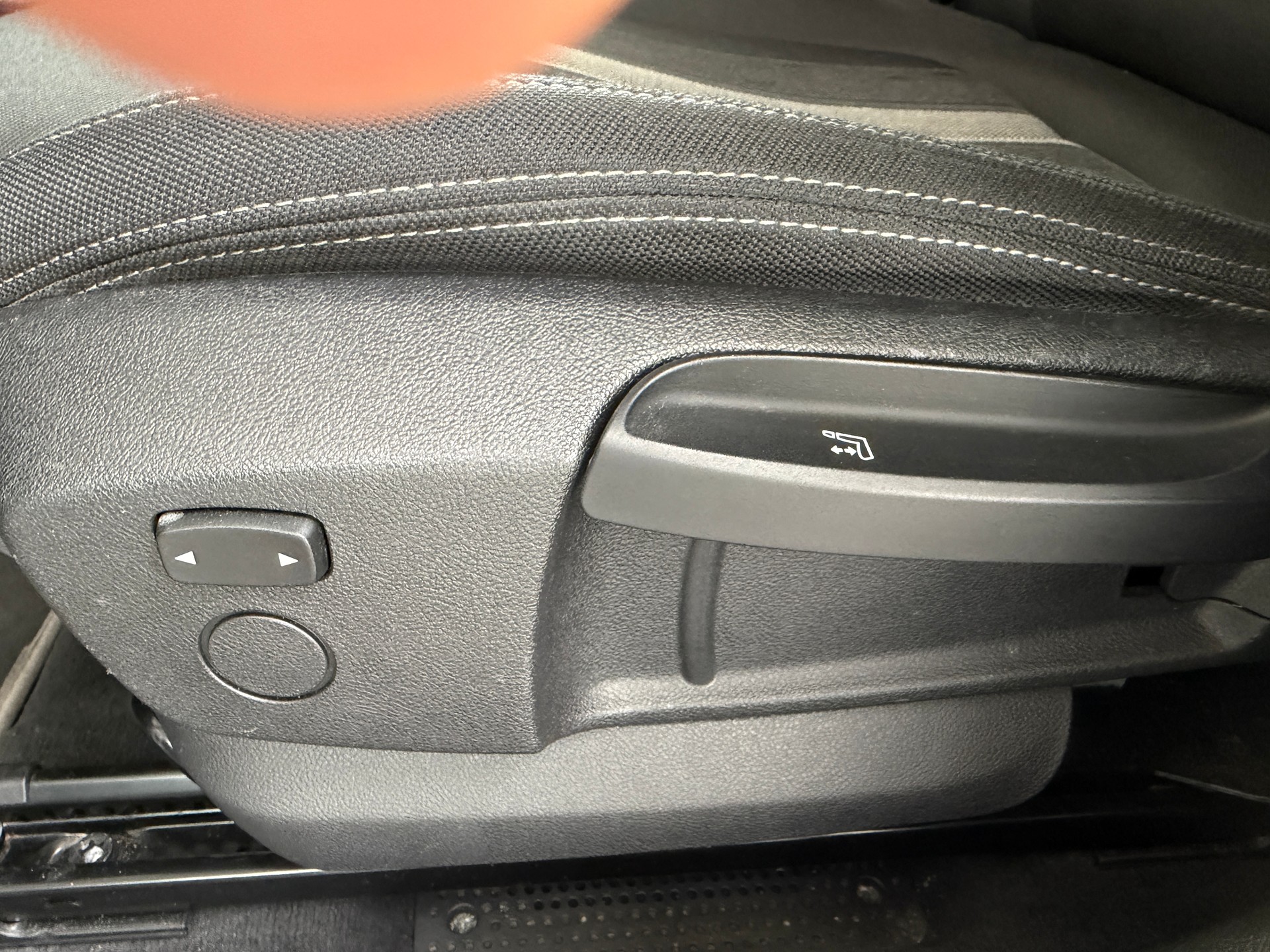 BMW X2 xDrive 18d Steptronic-image-15