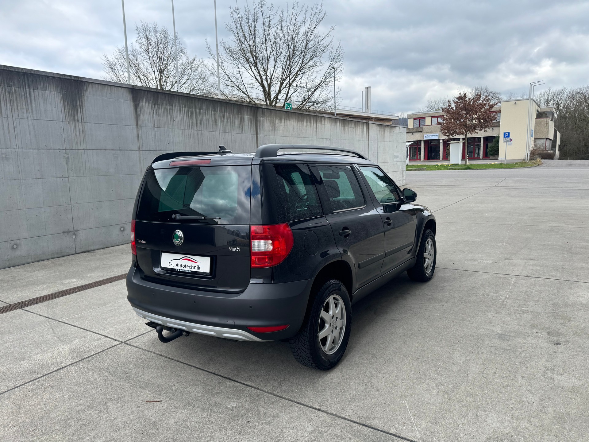 SKODA Yeti 2.0 TDI Elegance 4x4 DSG-image-6