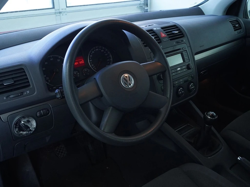VW Golf 1.6 FSI Comfortline-image-2