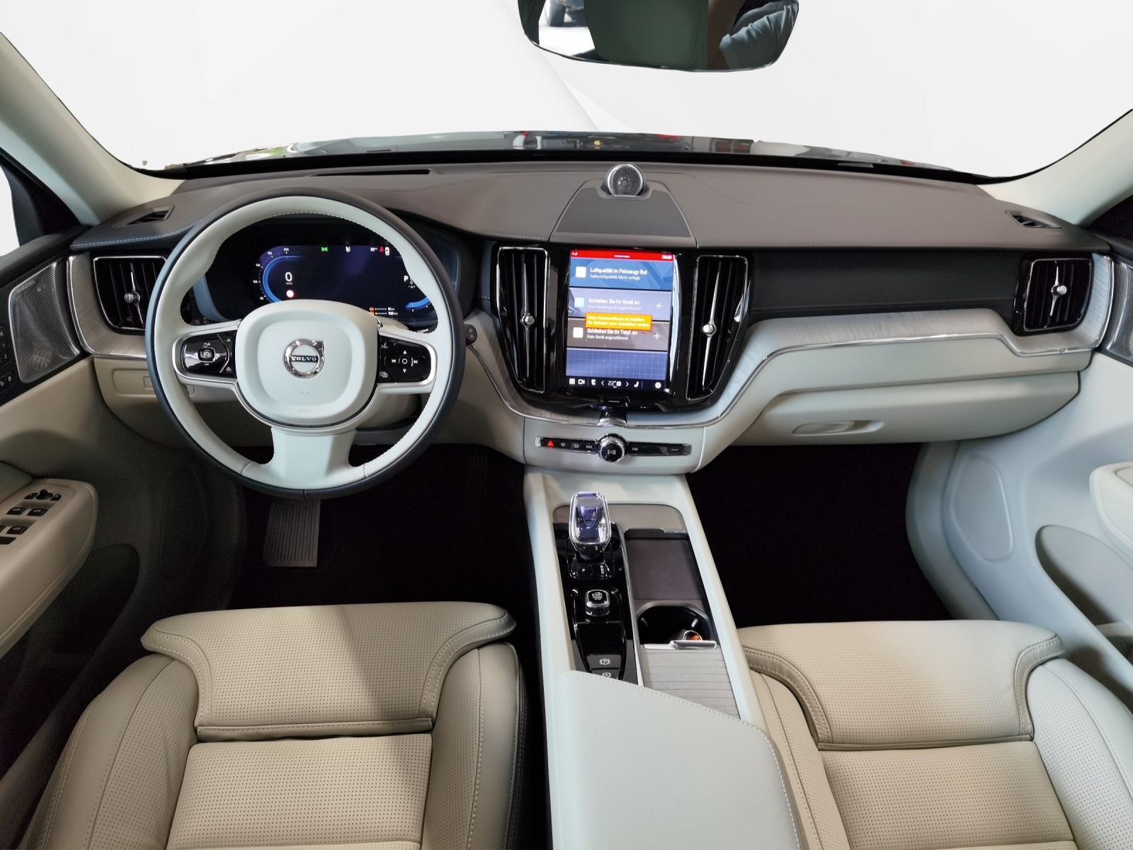 VOLVO XC60 2.0 T8 TE Ultra Bright eAWD-image-5