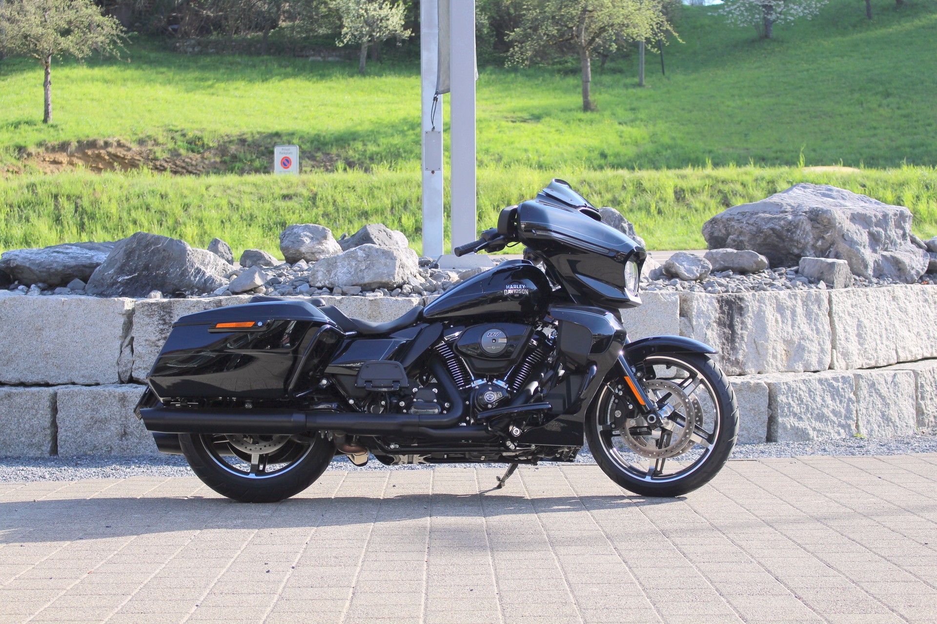 HARLEY-DAVIDSON FLHXU Street Glide Ultra 117-image-0