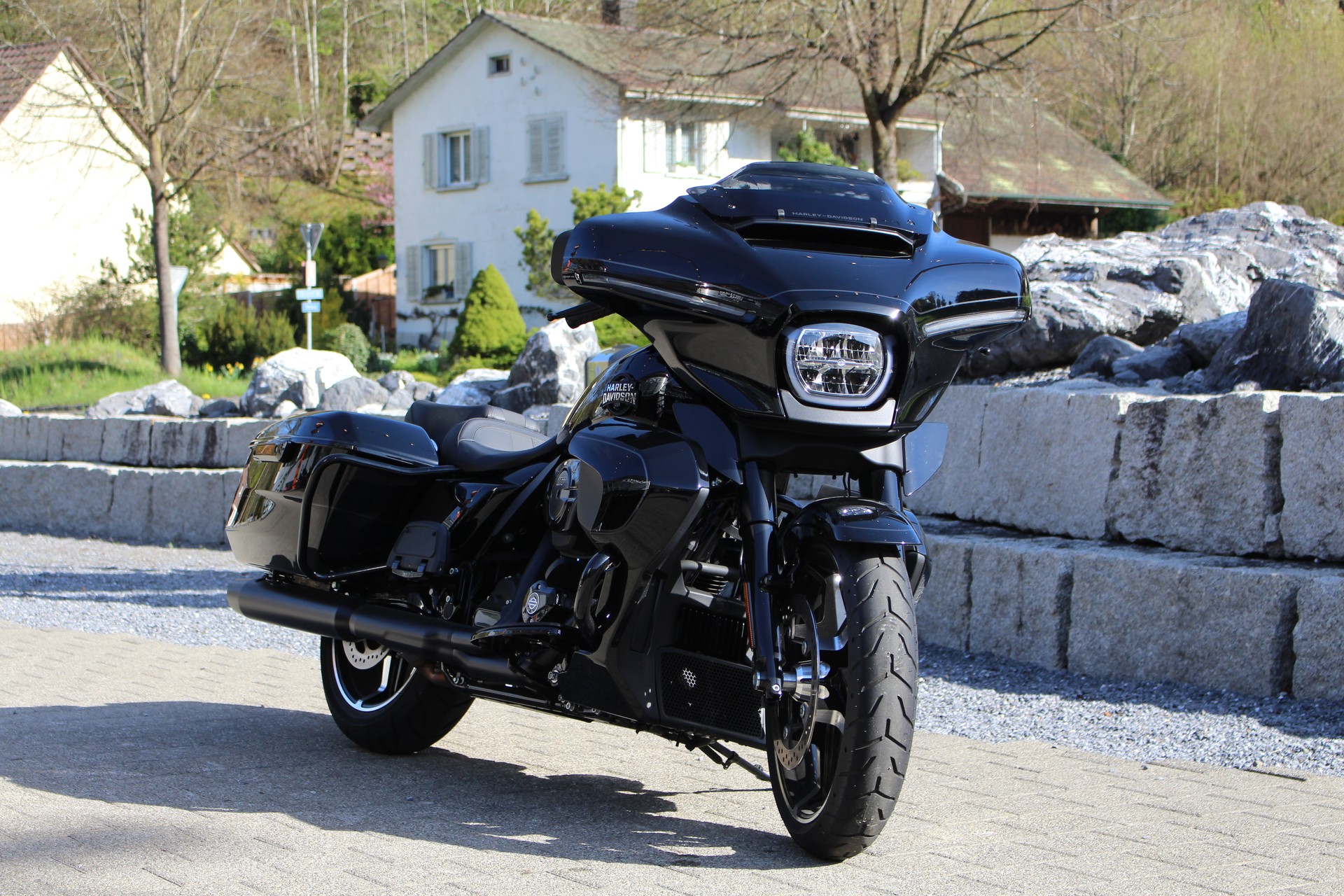 HARLEY-DAVIDSON FLHXU Street Glide Ultra 117-image-1