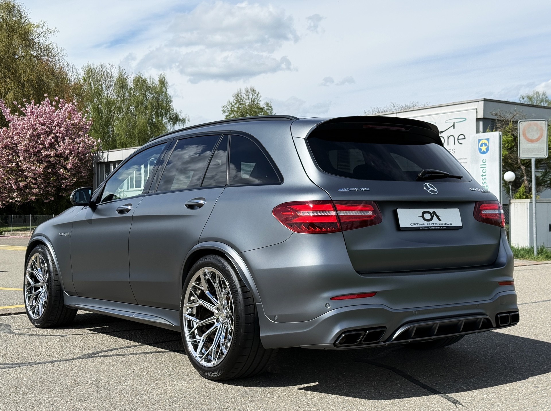 MERCEDES-BENZ GLC 63 S AMG *EDITION 1* 9G-Tronic 4M - *UNIKAT AUS 1.HAND* - *EINMALIG GEPFLEGT* - *21" 8-FACH & GARANTIE*-image-5