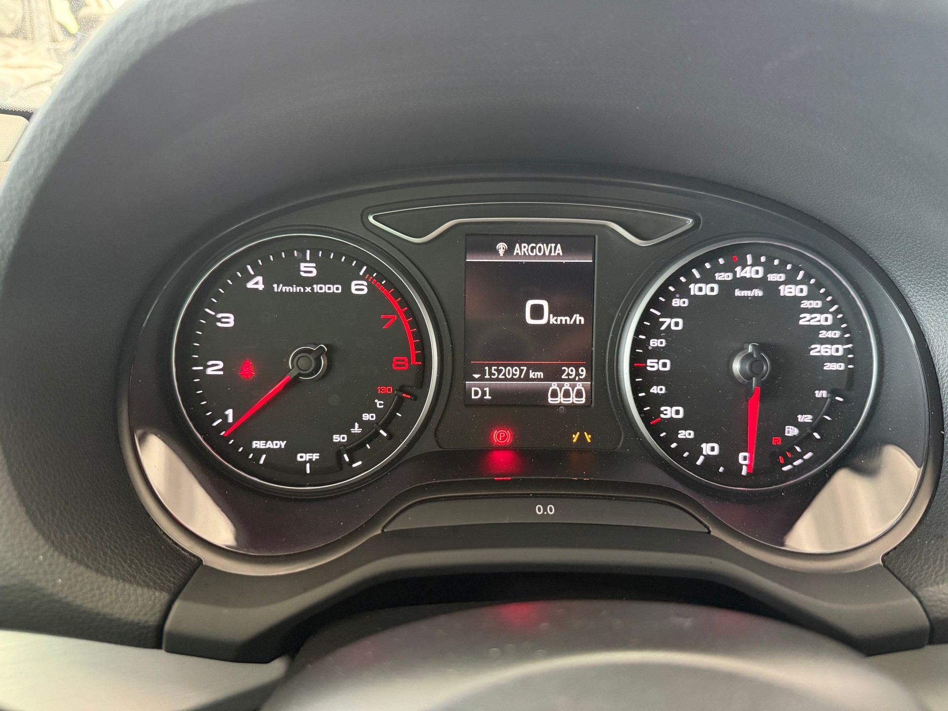 AUDI Q2 1.4 TFSI sport S-tronic, 8-fach bereift-image-24