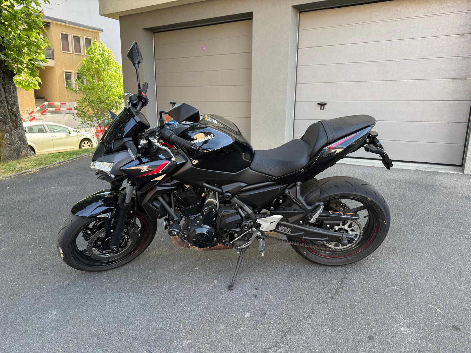 KAWASAKI Z 650 (35kW)-image-2