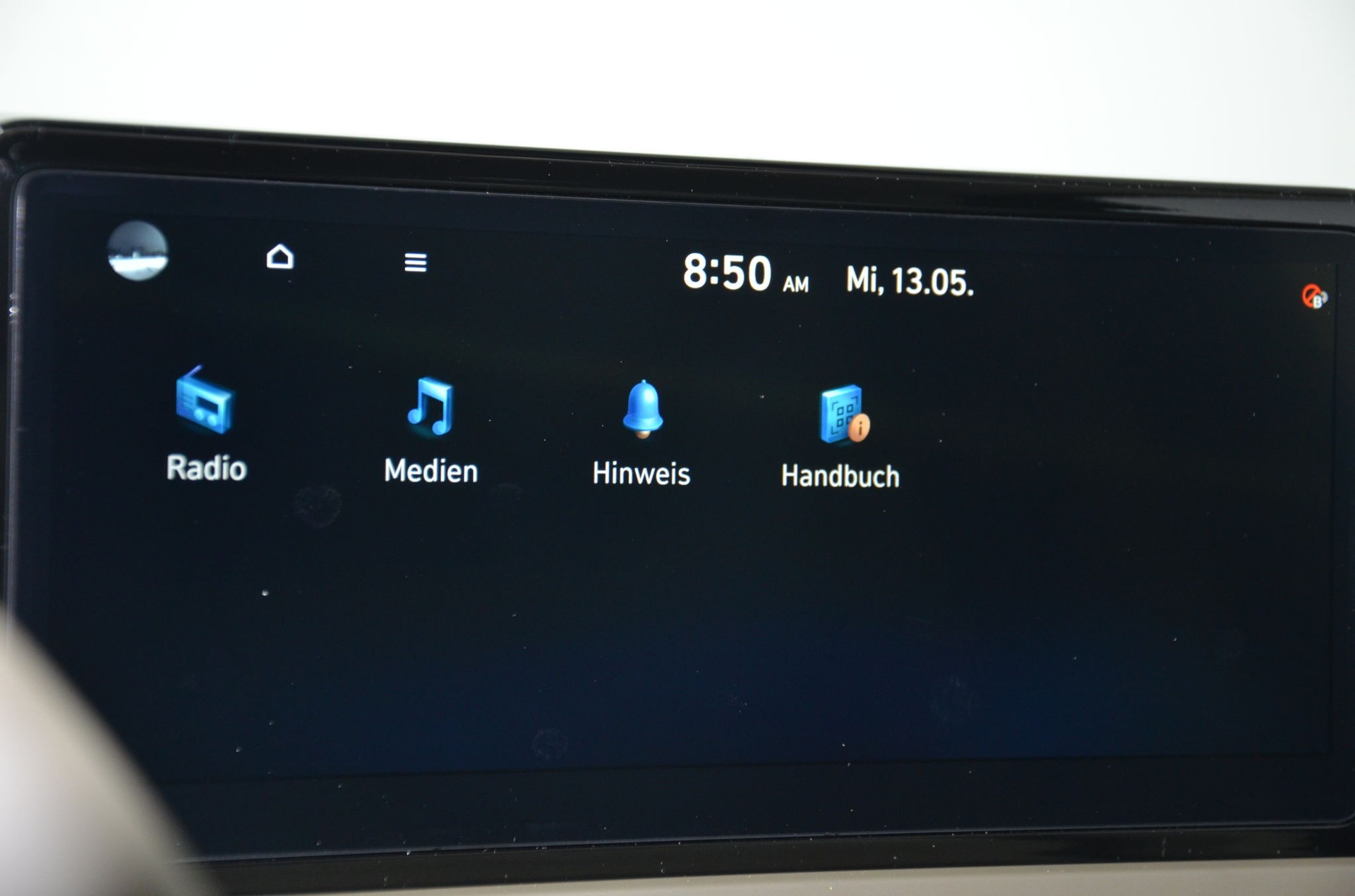 HYUNDAI Inster 49kWh Luxury-image-16
