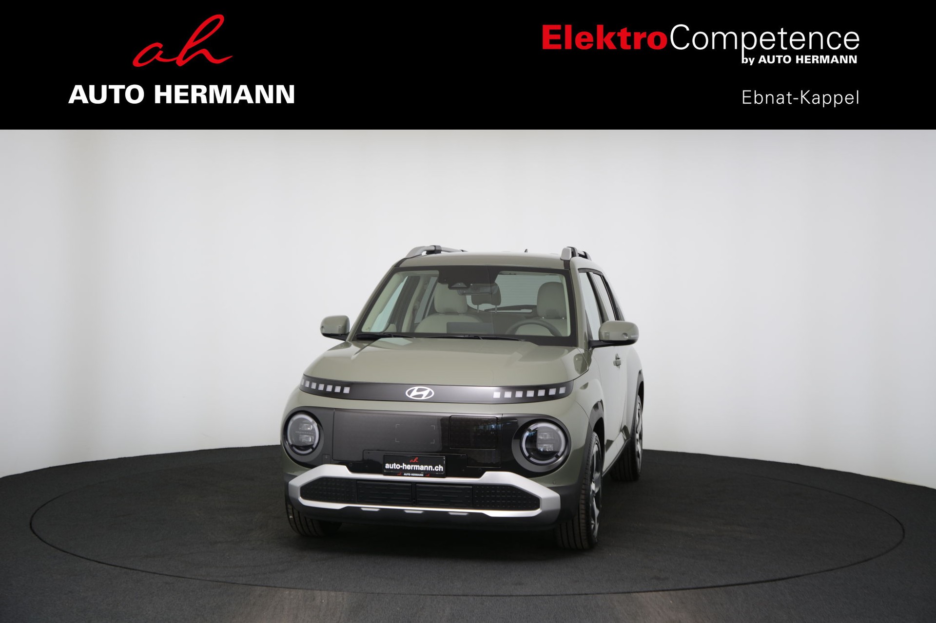 HYUNDAI Inster 49kWh Luxury-showroom-element-1