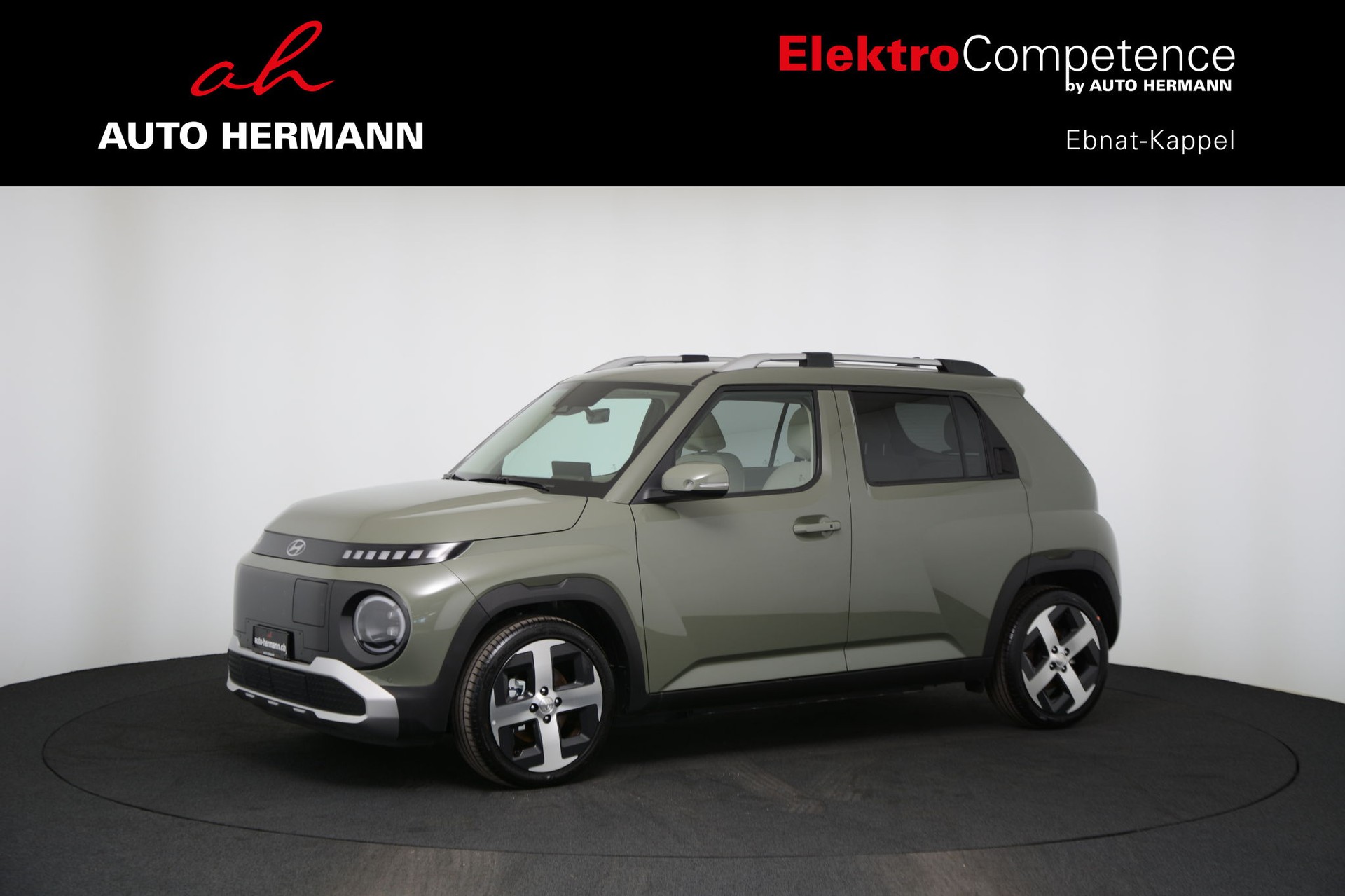 HYUNDAI Inster 49kWh Luxury-showroom-element-2