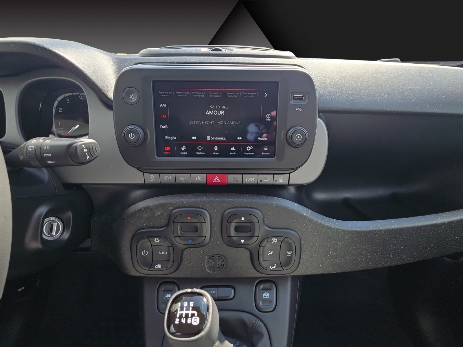 FIAT Panda 0.9 Twinair Turbo Cross 4x4-image-10