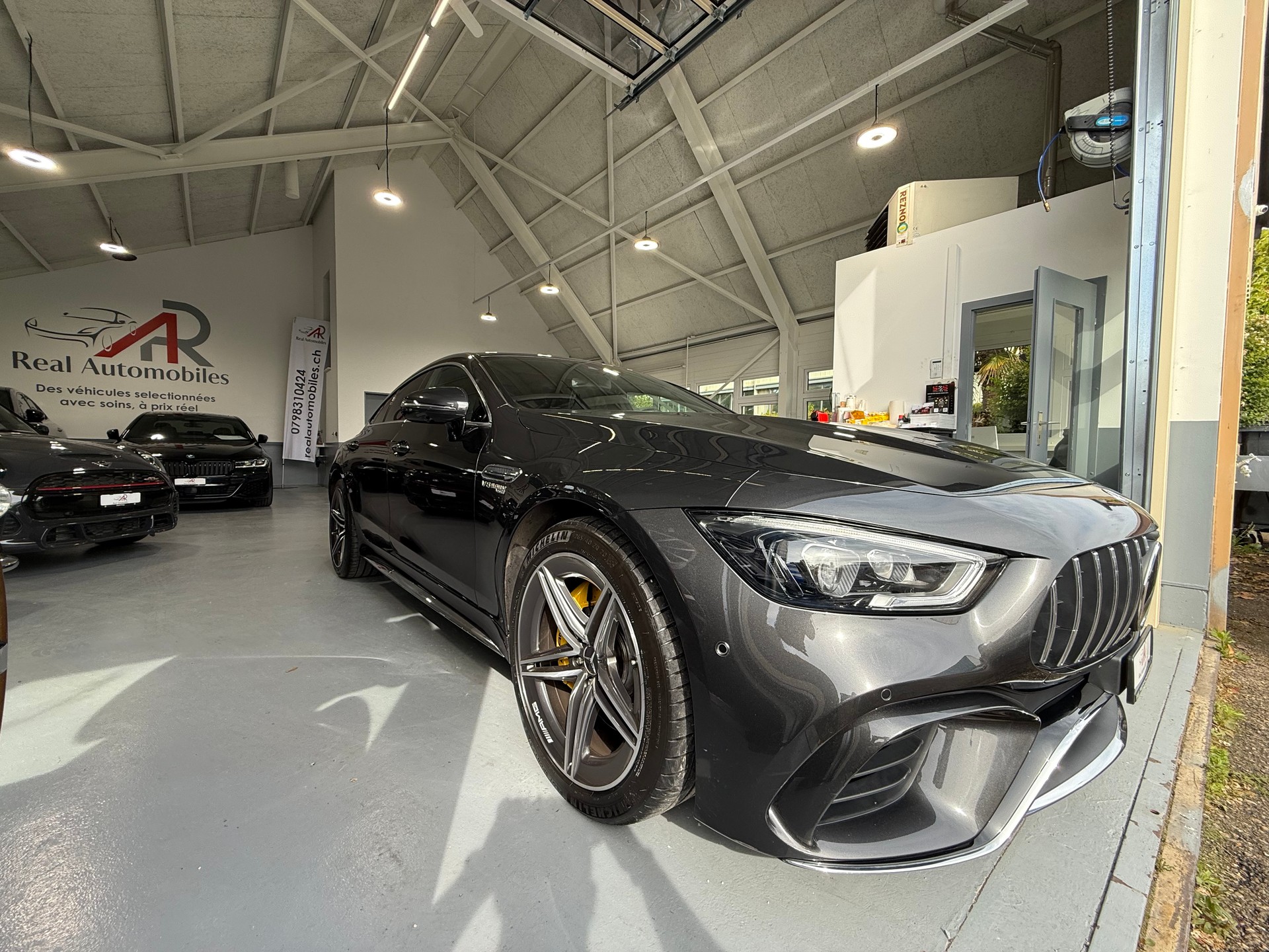 MERCEDES-BENZ AMG GT 4 63 S 4Matic+ Speedshift MCT-image-2