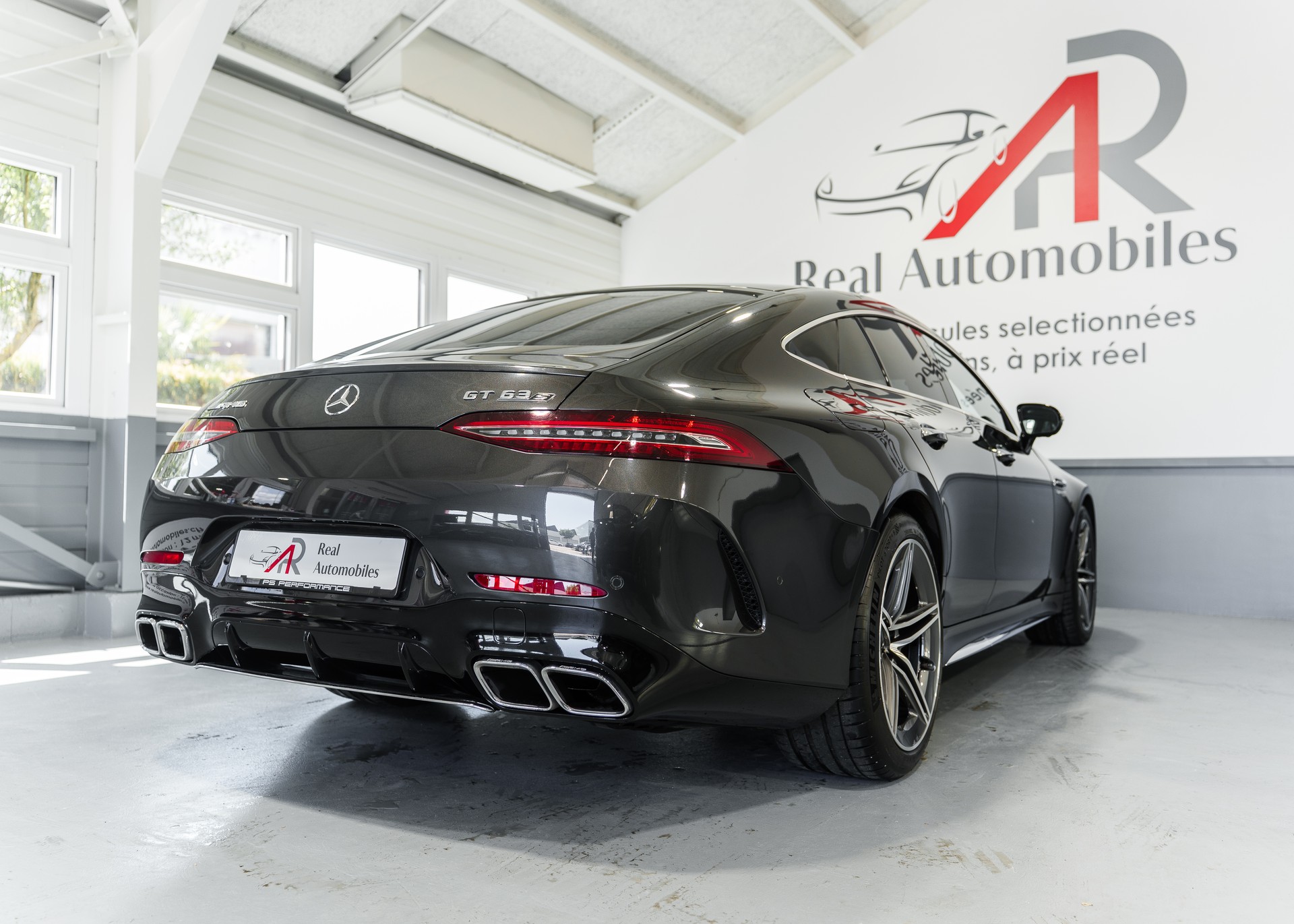 MERCEDES-BENZ AMG GT 4 63 S 4Matic+ Speedshift MCT-image-10