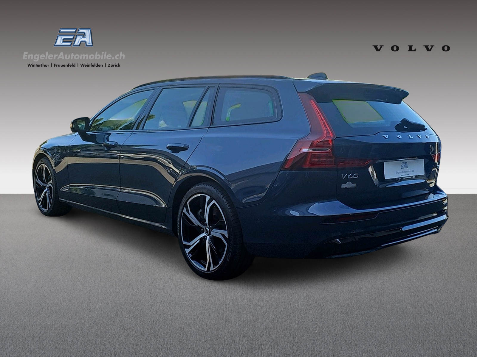 VOLVO V60 2.0 T8 TE Ultra Dark eAWD-showroom-element-3
