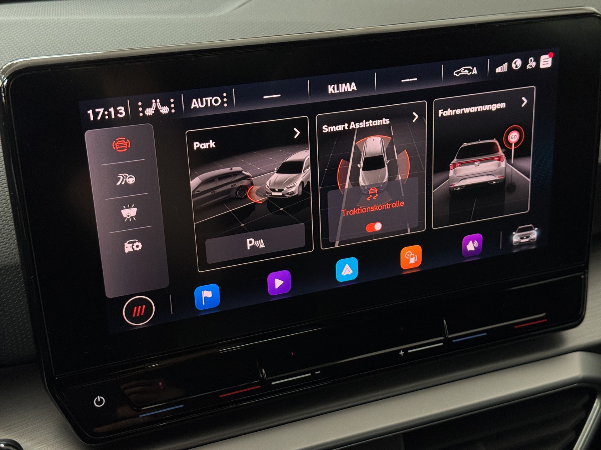 SEAT Leon ST 1.5 eTSI mHEV DSG FR "Navi-Winterpaket-Distronic"-image-17