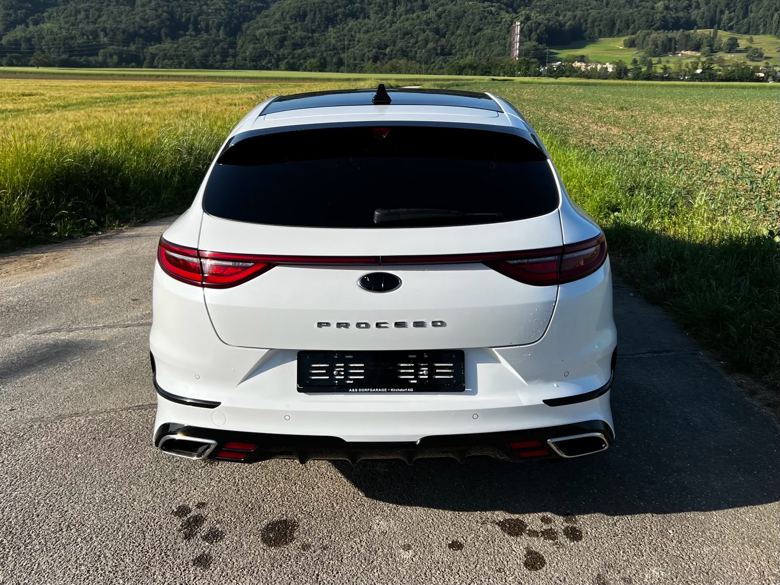 KIA ProCeed 1.6 T-GDi GT DCT-image-3