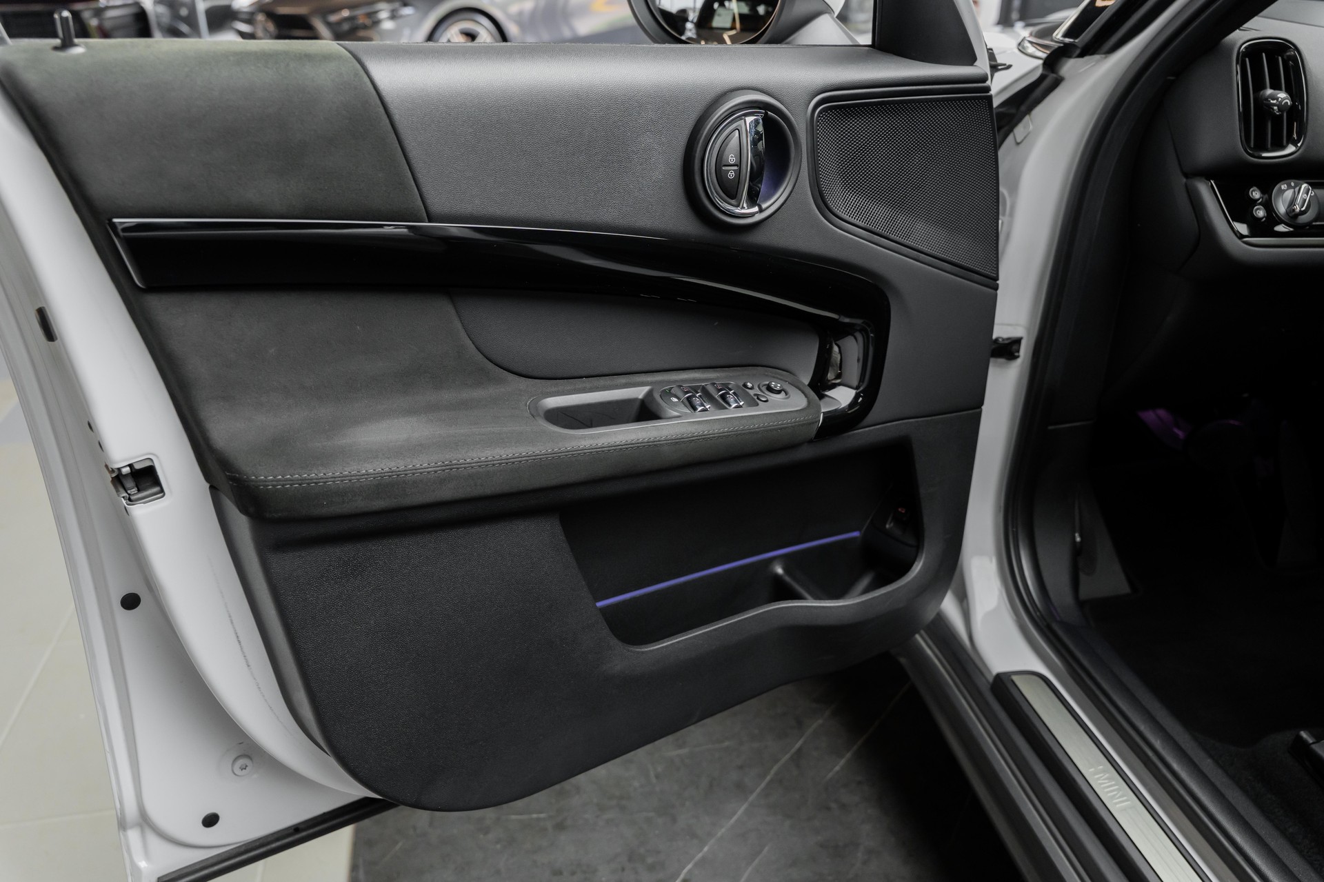 MINI Countryman Cooper ALL4 Steptronic-image-21