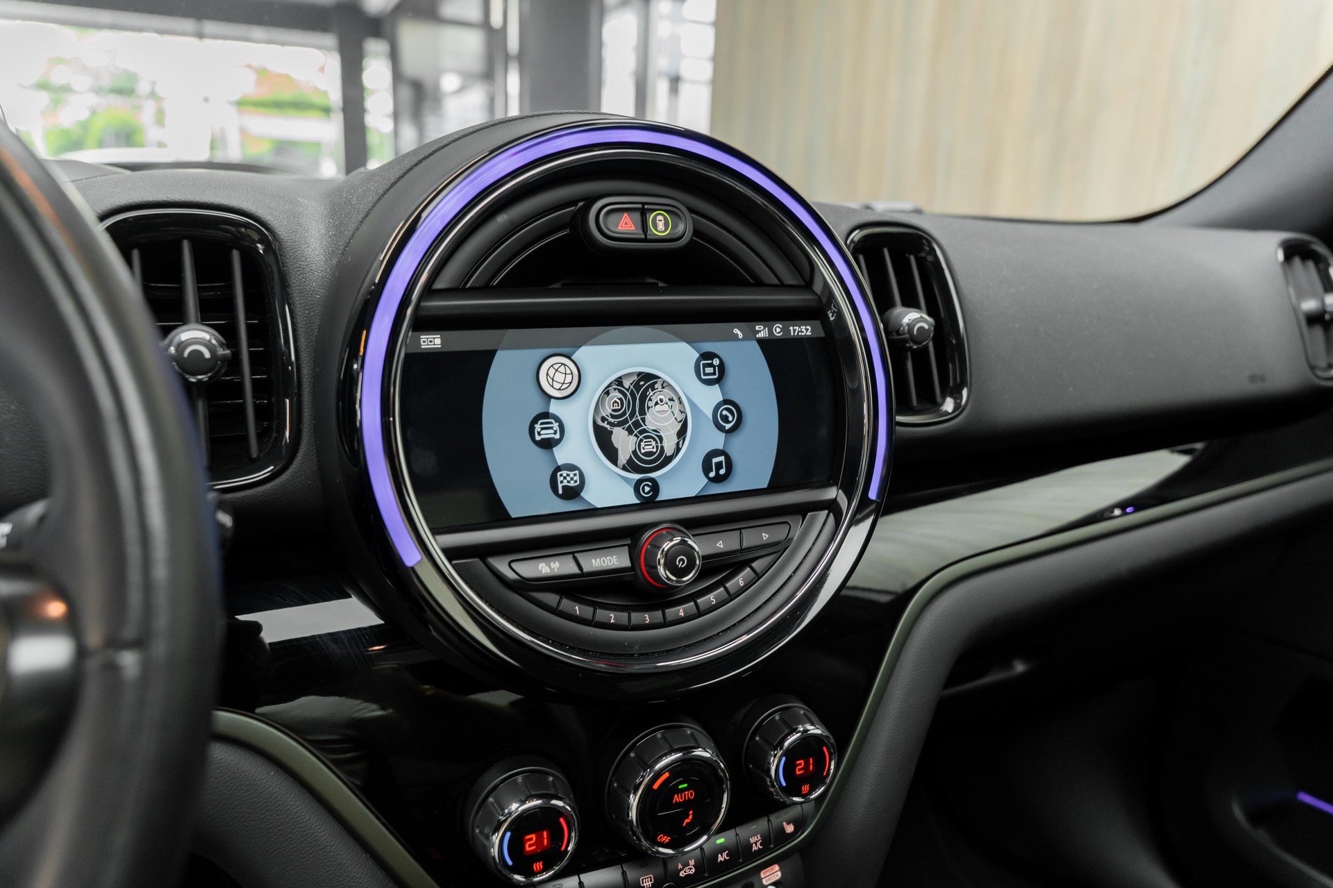 MINI Countryman Cooper ALL4 Steptronic-image-12