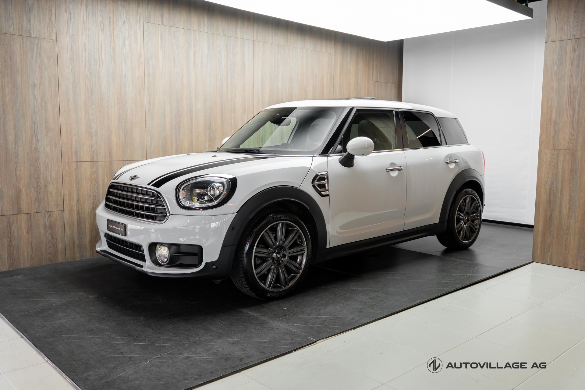 MINI Countryman Cooper ALL4 Steptronic-image-0