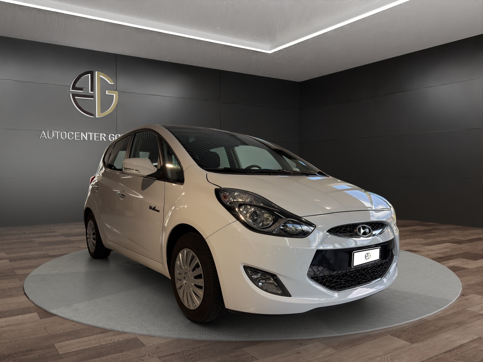 HYUNDAI iX20 1.6 Premium-image-5