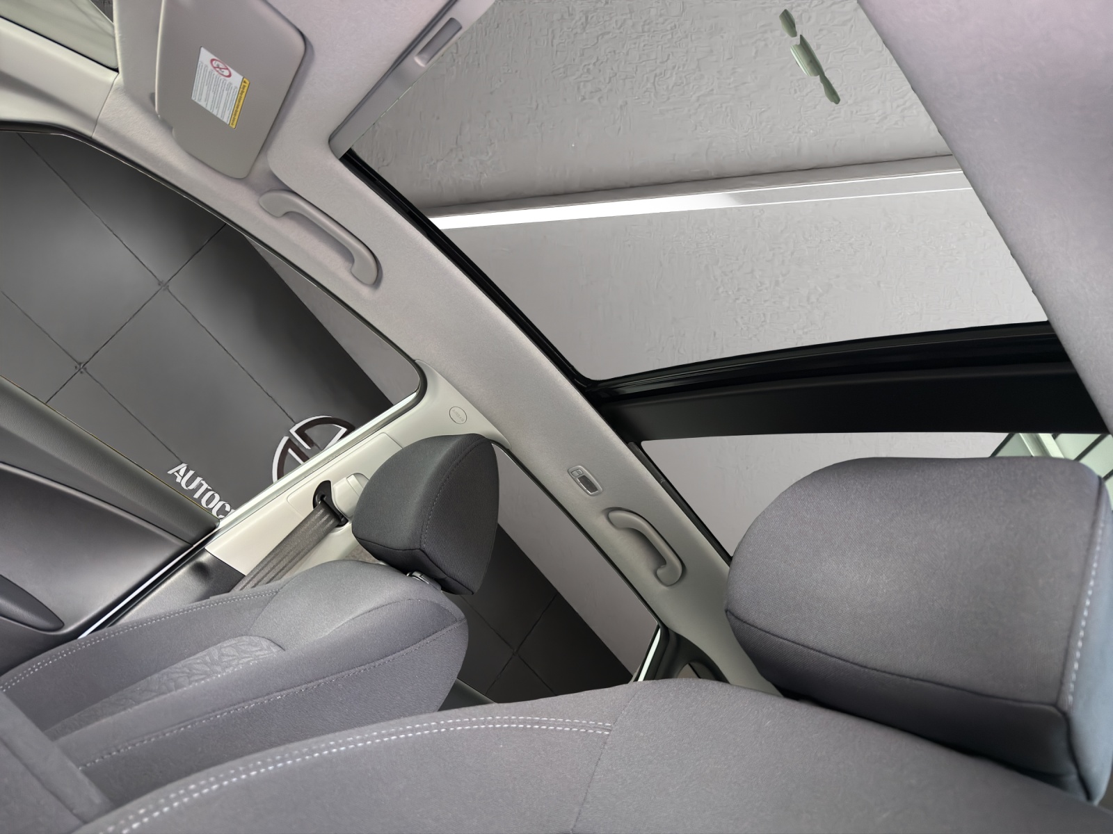 HYUNDAI iX20 1.6 Premium-image-16