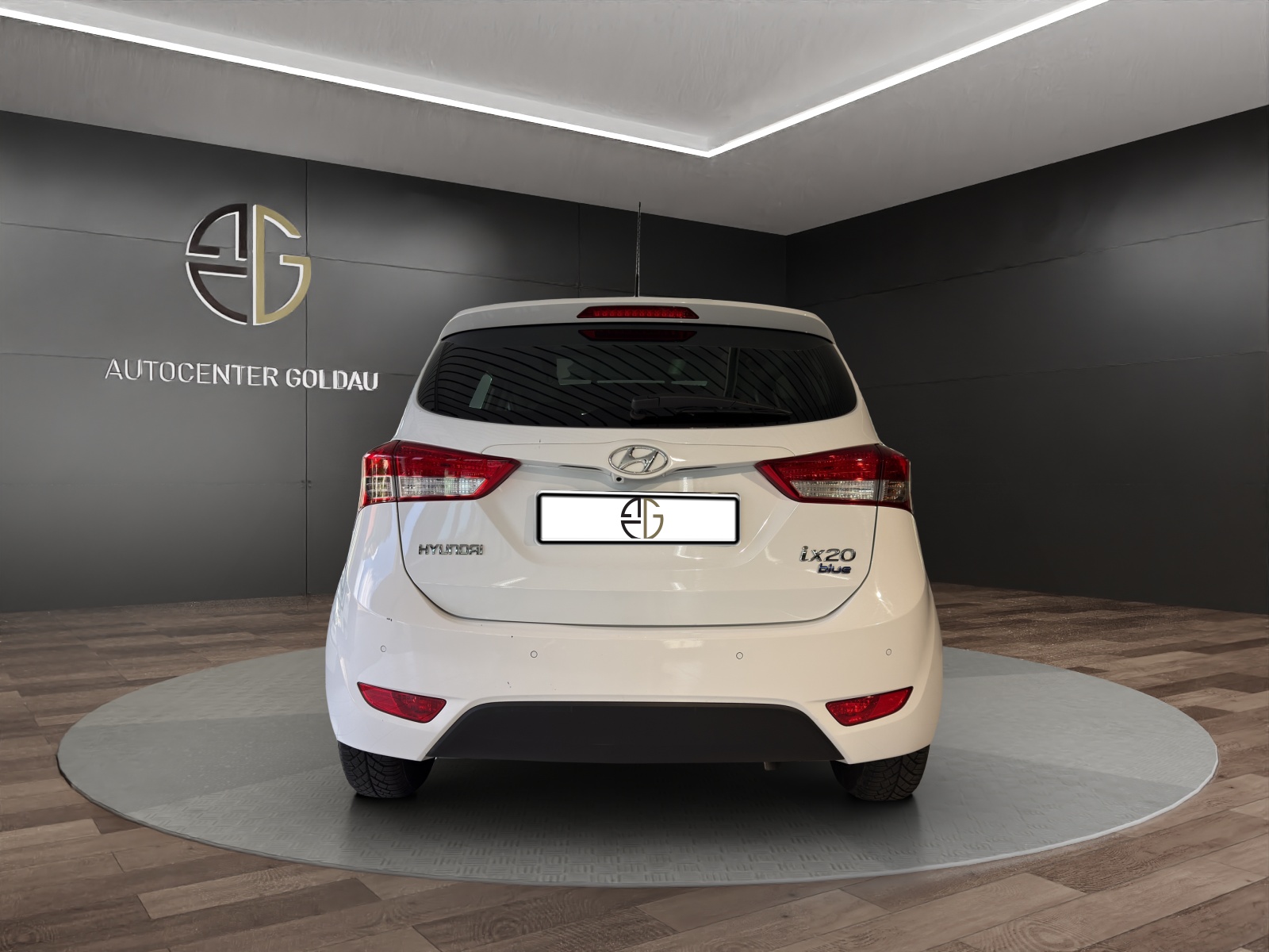 HYUNDAI iX20 1.6 Premium-showroom-element-2