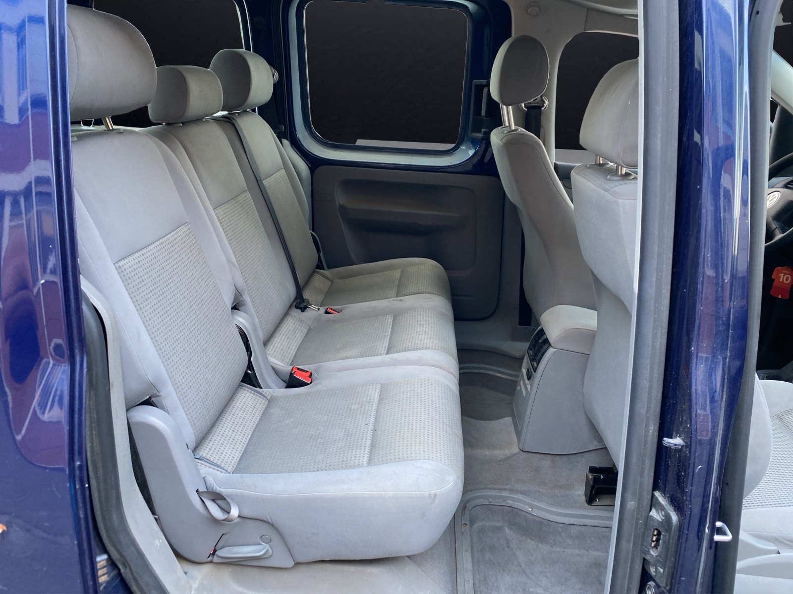 VW Caddy Life 1.9TDI 105-PS-image-10
