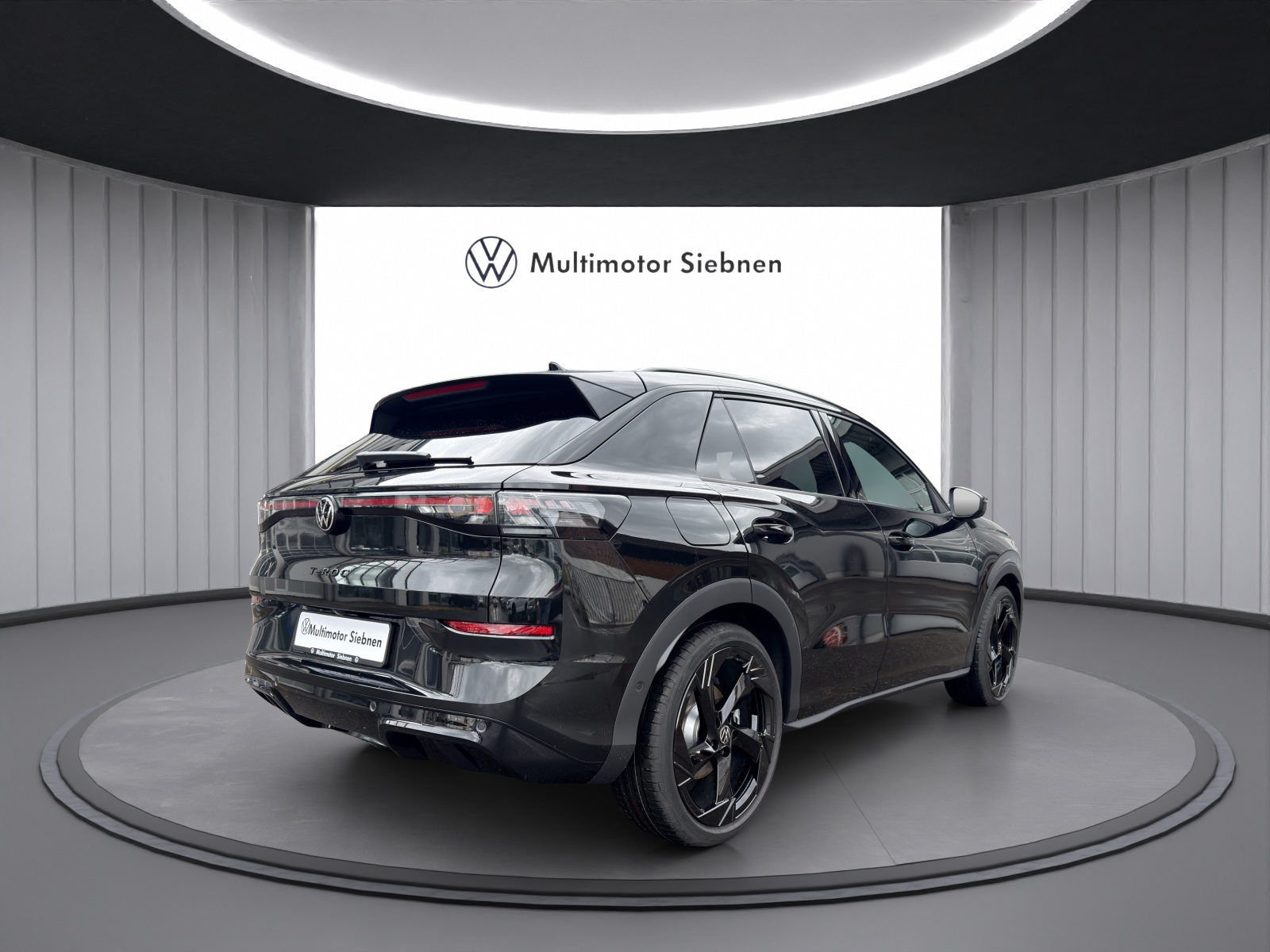 VW T-Roc 1.5 eTSI mHEV R-Line DSG-image-4