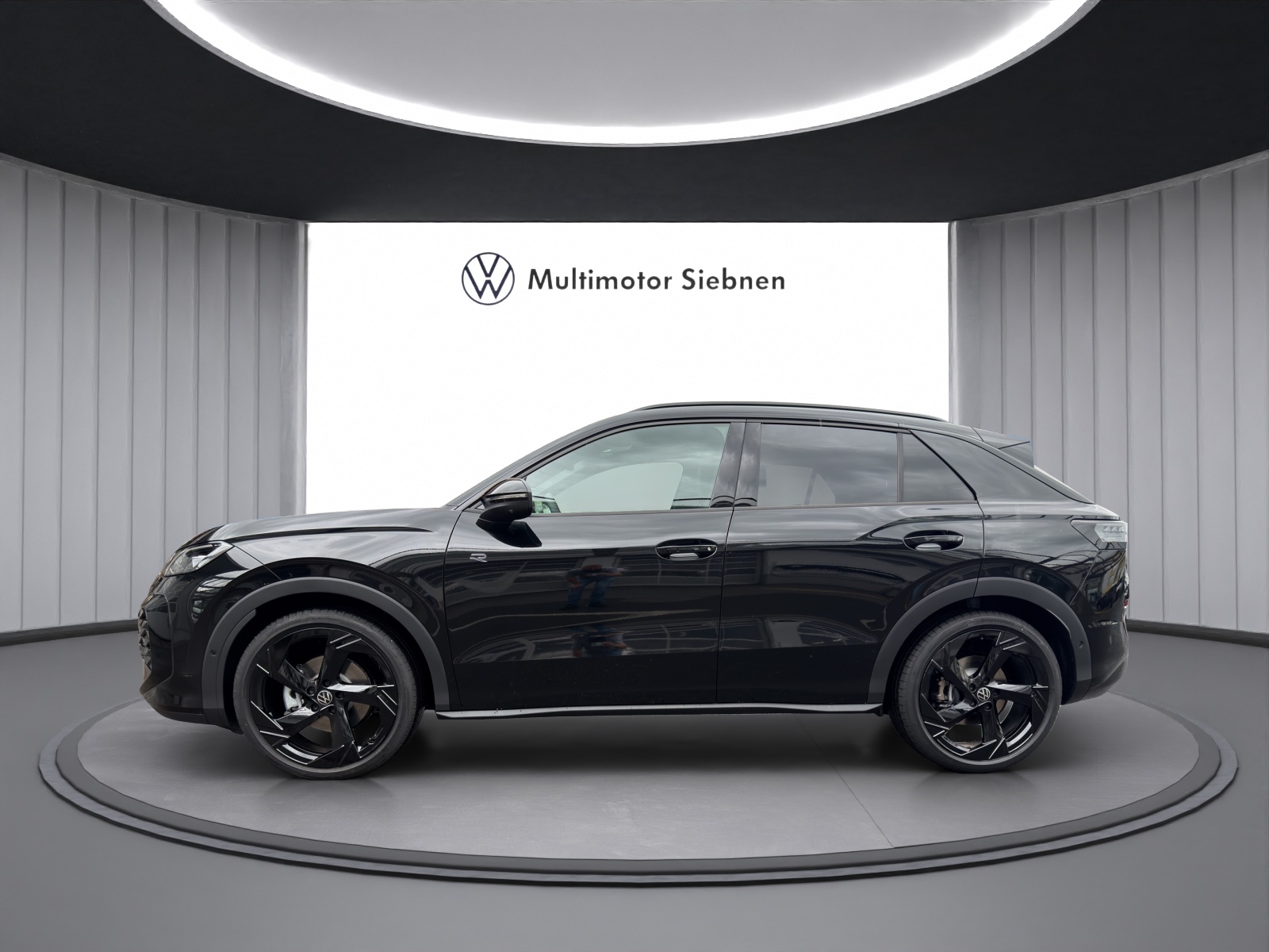VW T-Roc 1.5 eTSI mHEV R-Line DSG-showroom-element-1