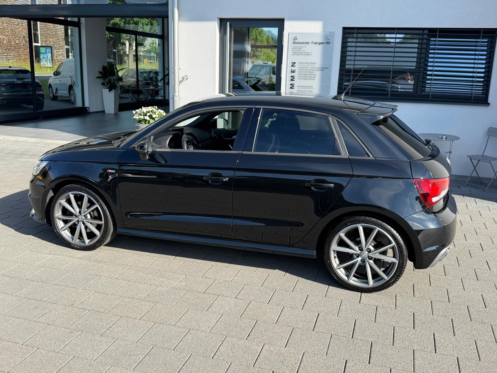 AUDI A1 Sportback 1.4 TFSI Sport S-tronic-image-3