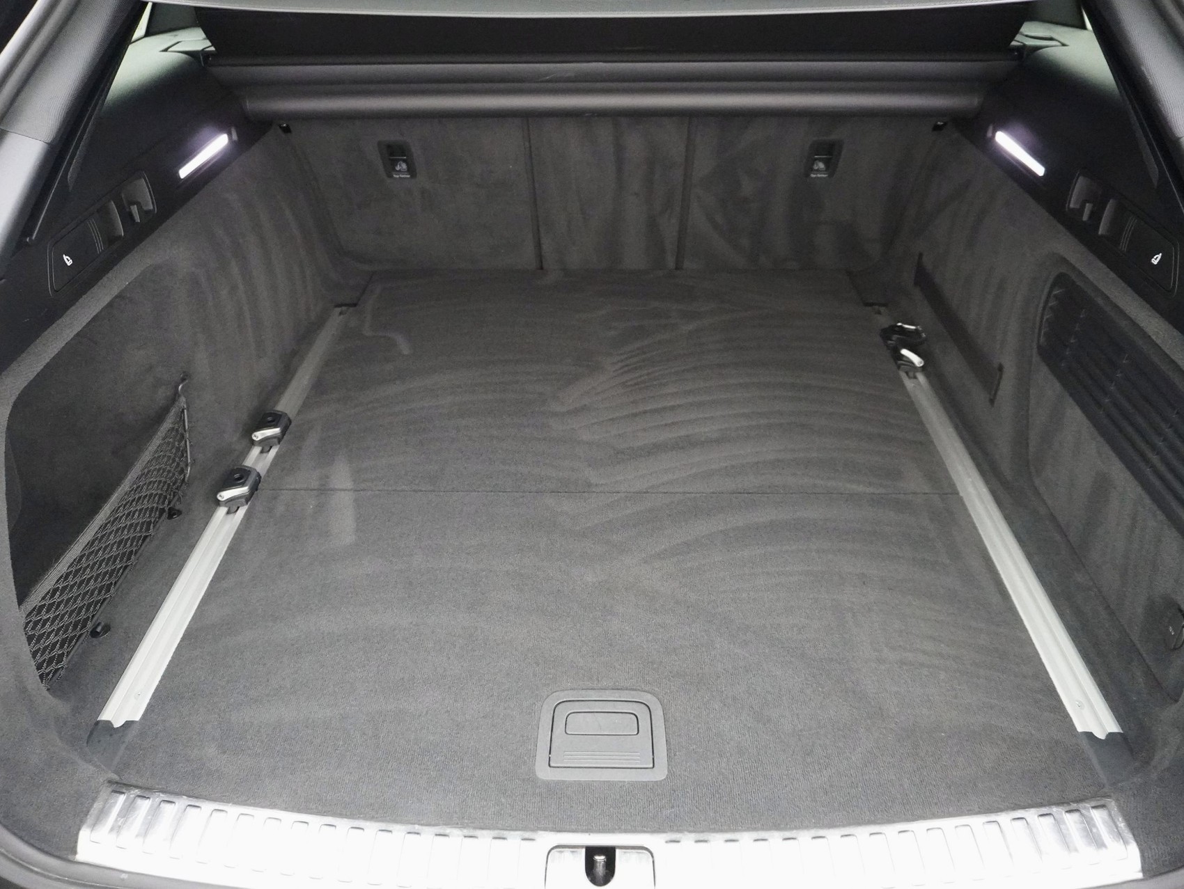 AUDI A6 Allroad 45 TDI quattro S-Tronic-image-12