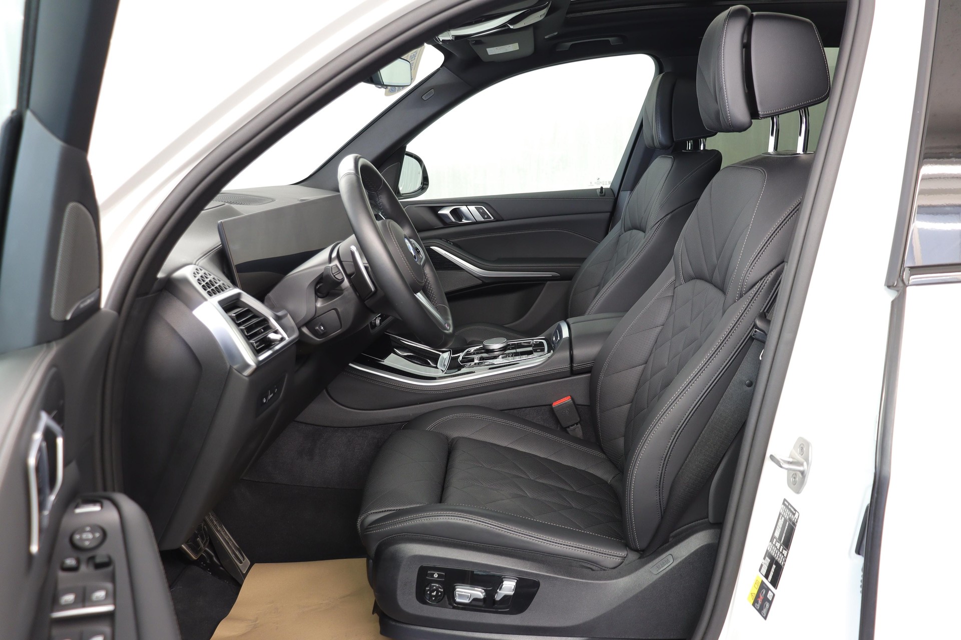 BMW X5 50e xDrive SAG-showroom-element-1